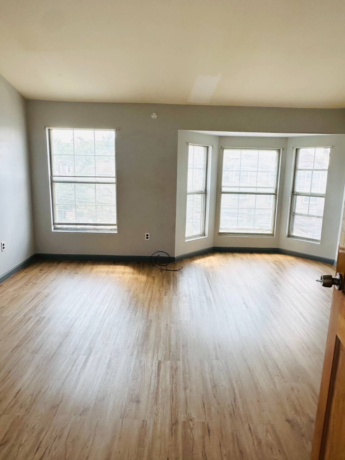 #10 photo, 293  Richmond Hill Rd, Staten Island , NY 10314