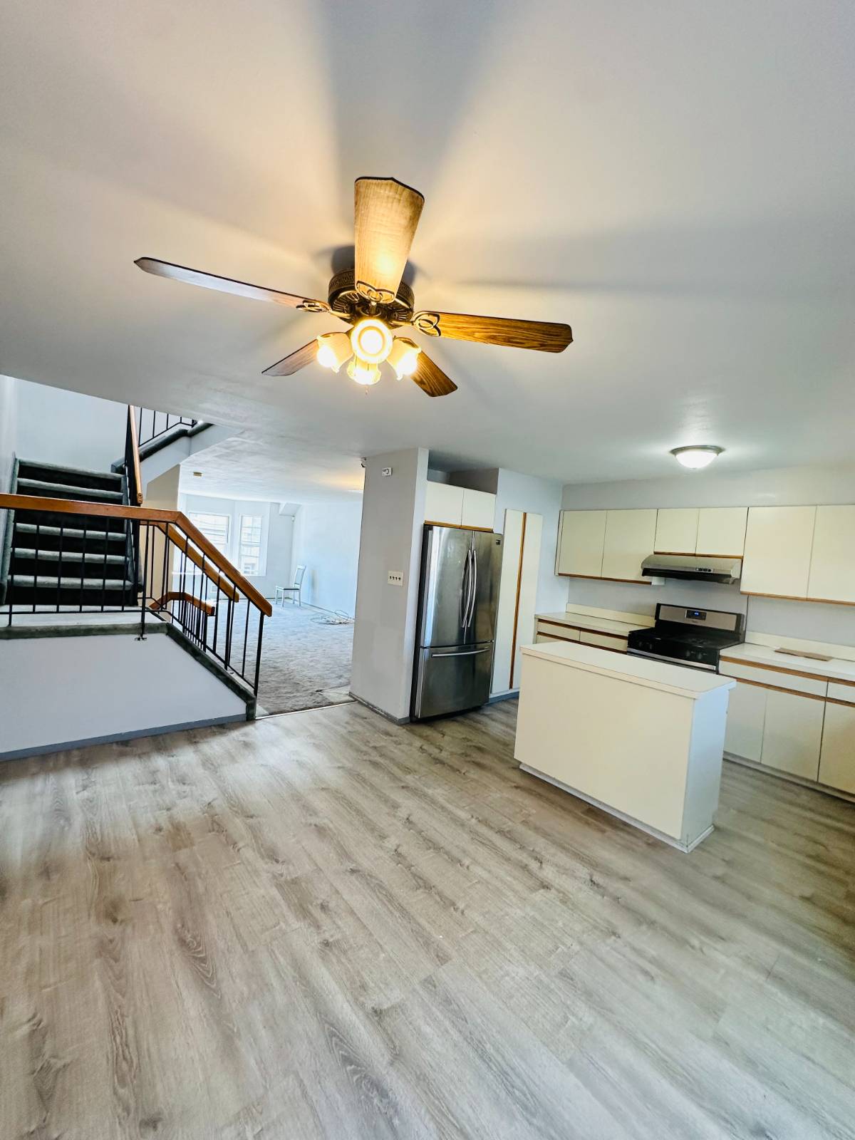 #2 photo, 293  Richmond Hill Rd, Staten Island , NY 10314