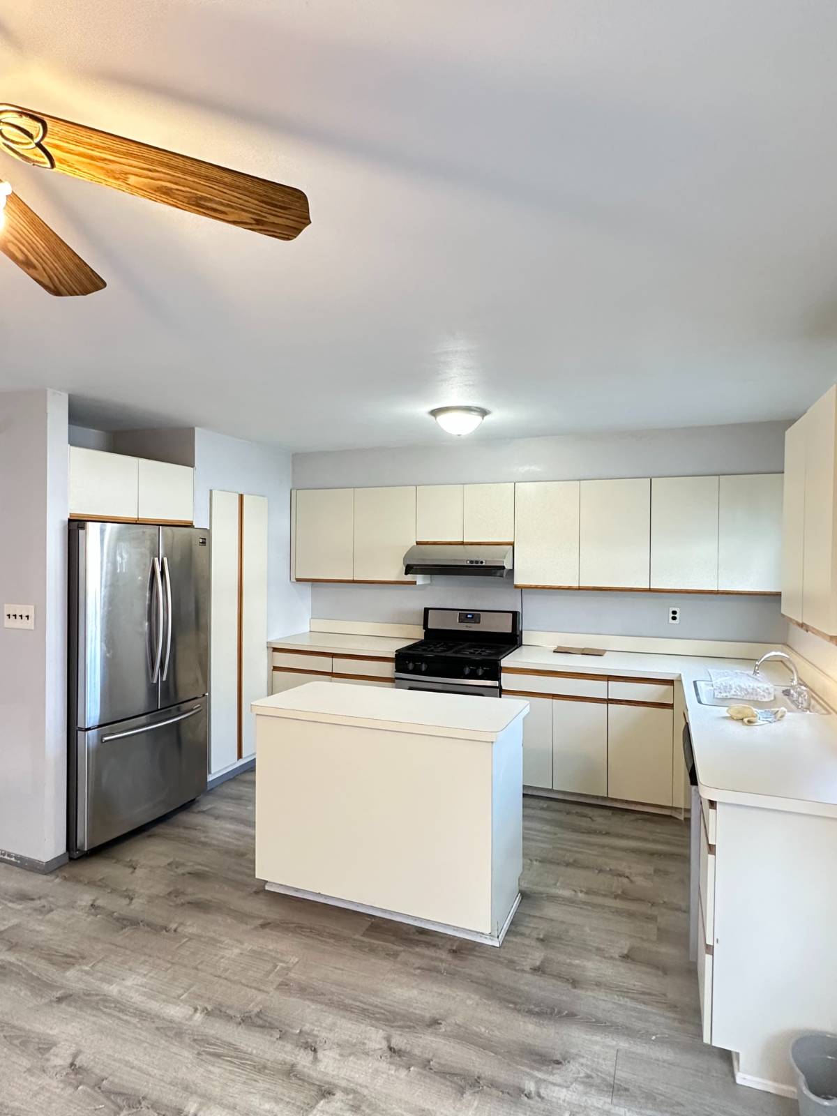 #3 photo, 293  Richmond Hill Rd, Staten Island , NY 10314