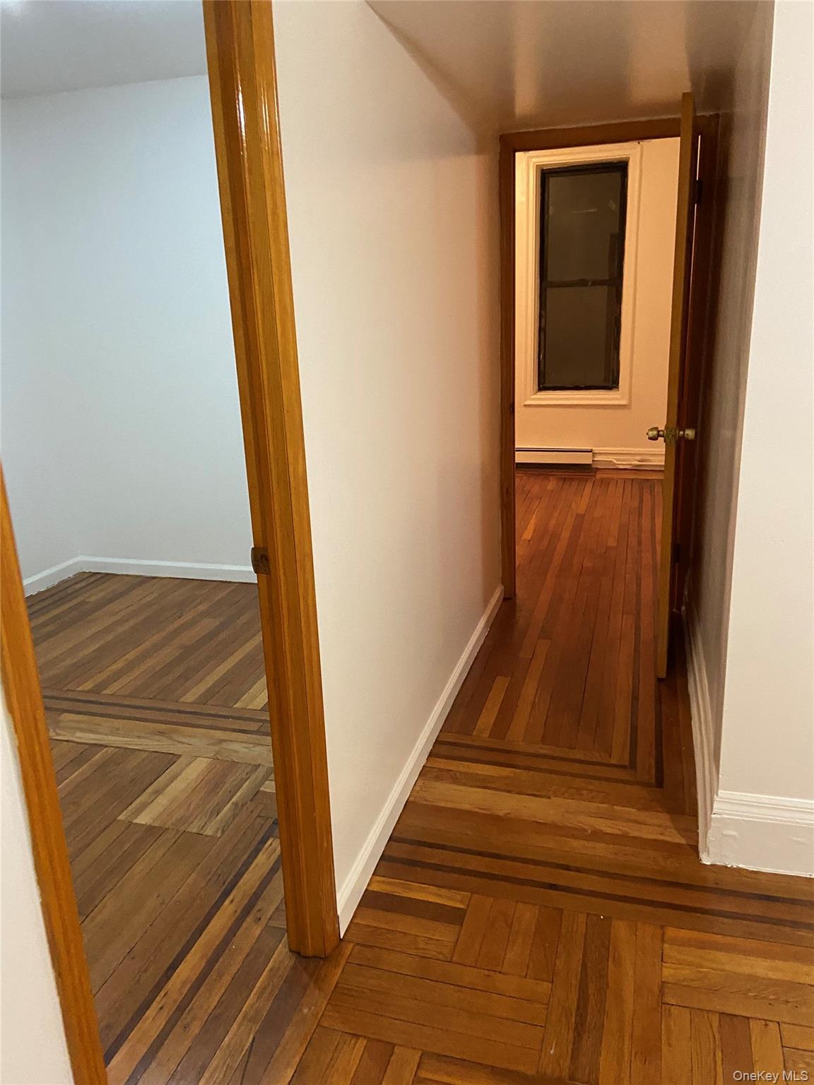 #3 photo, 13639 41st Avenue, クイーンズ区 Flushing , NY 11355