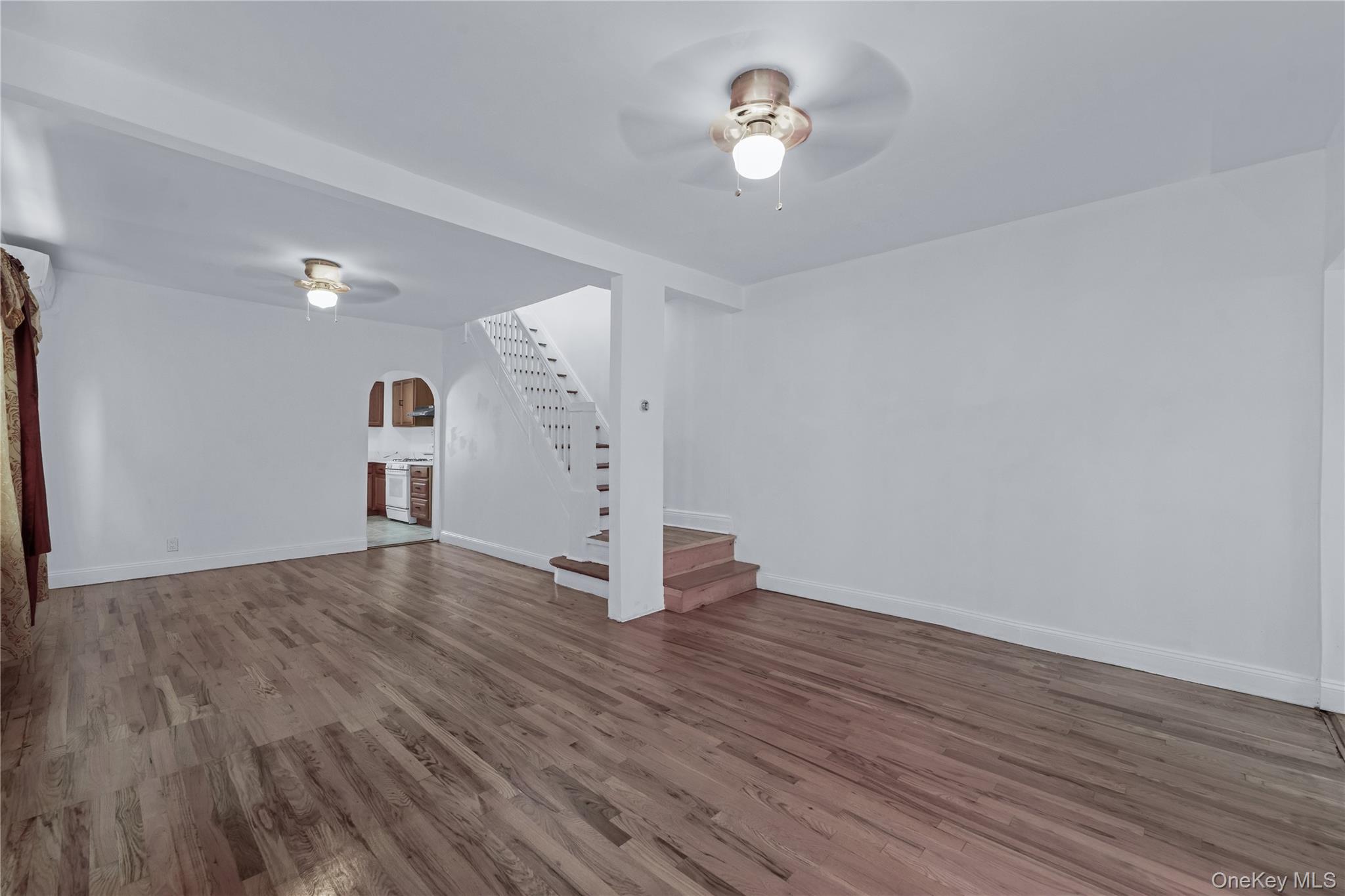 #2 photo, 132-11 109 Avenue, South Ozone Park , NY 11420