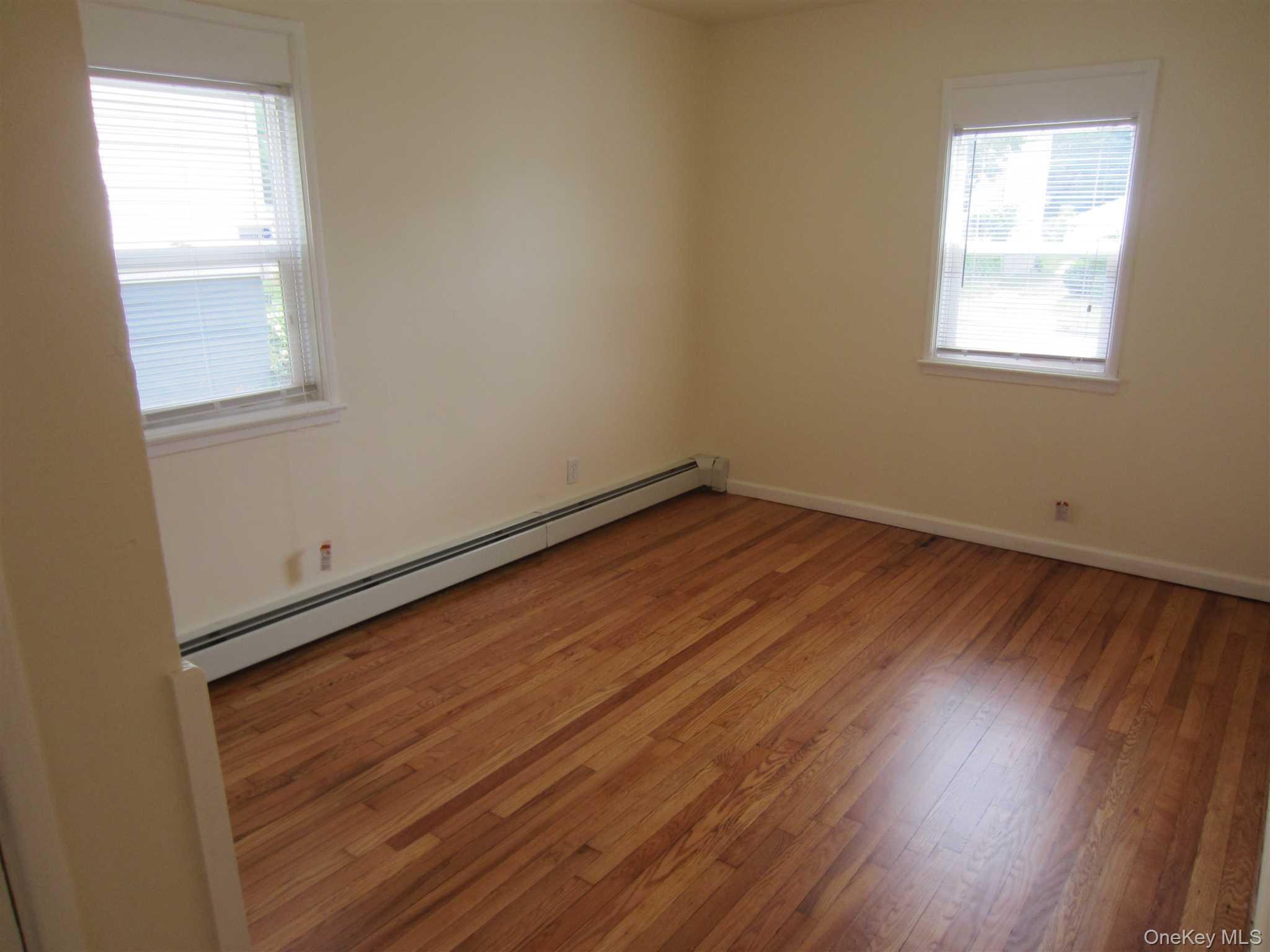 #6 photo, 21 Vernon Terrace, Poughkeepsie , NY 12601