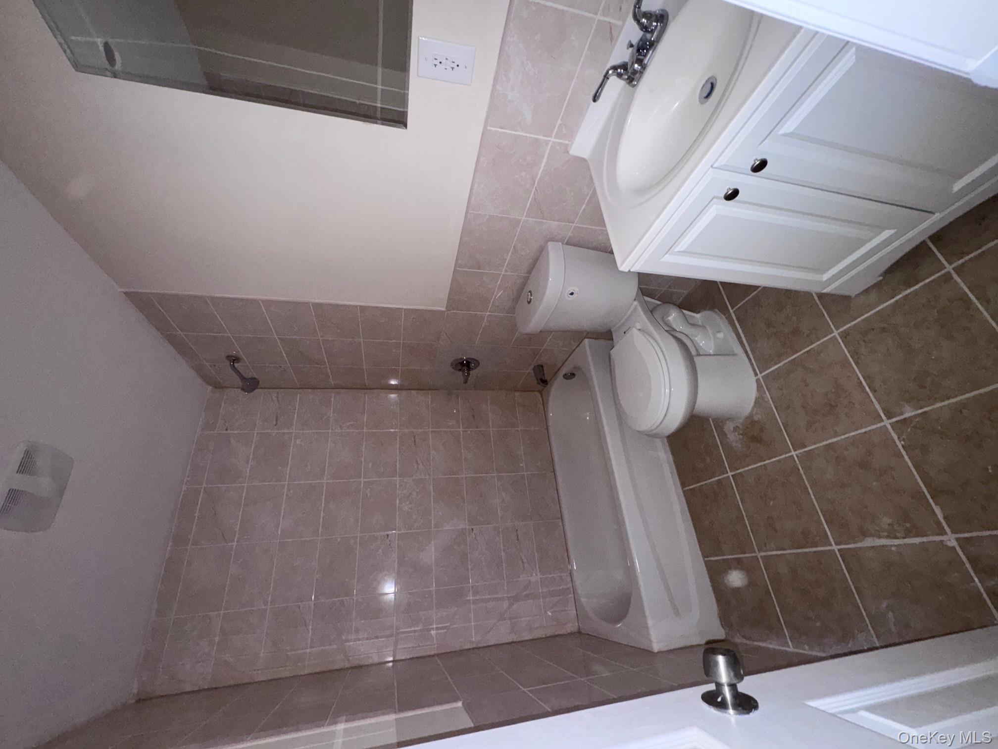 #13 photo, 1132 McBride Street, クイーンズ区 Far Rockaway , NY 11691