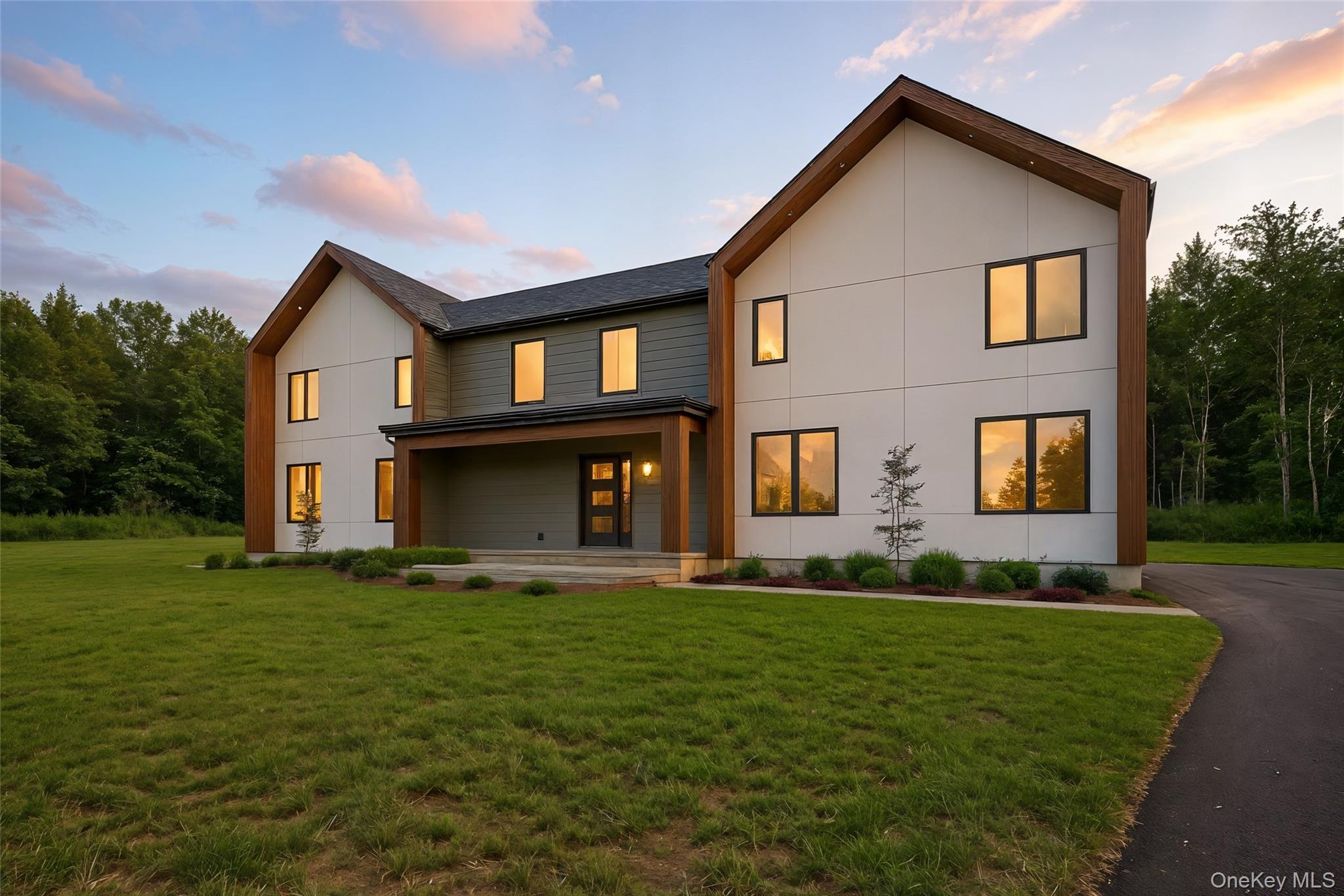 #2 photo, 1 Warwick Isle Boulevard, Pine Island , NY 10969