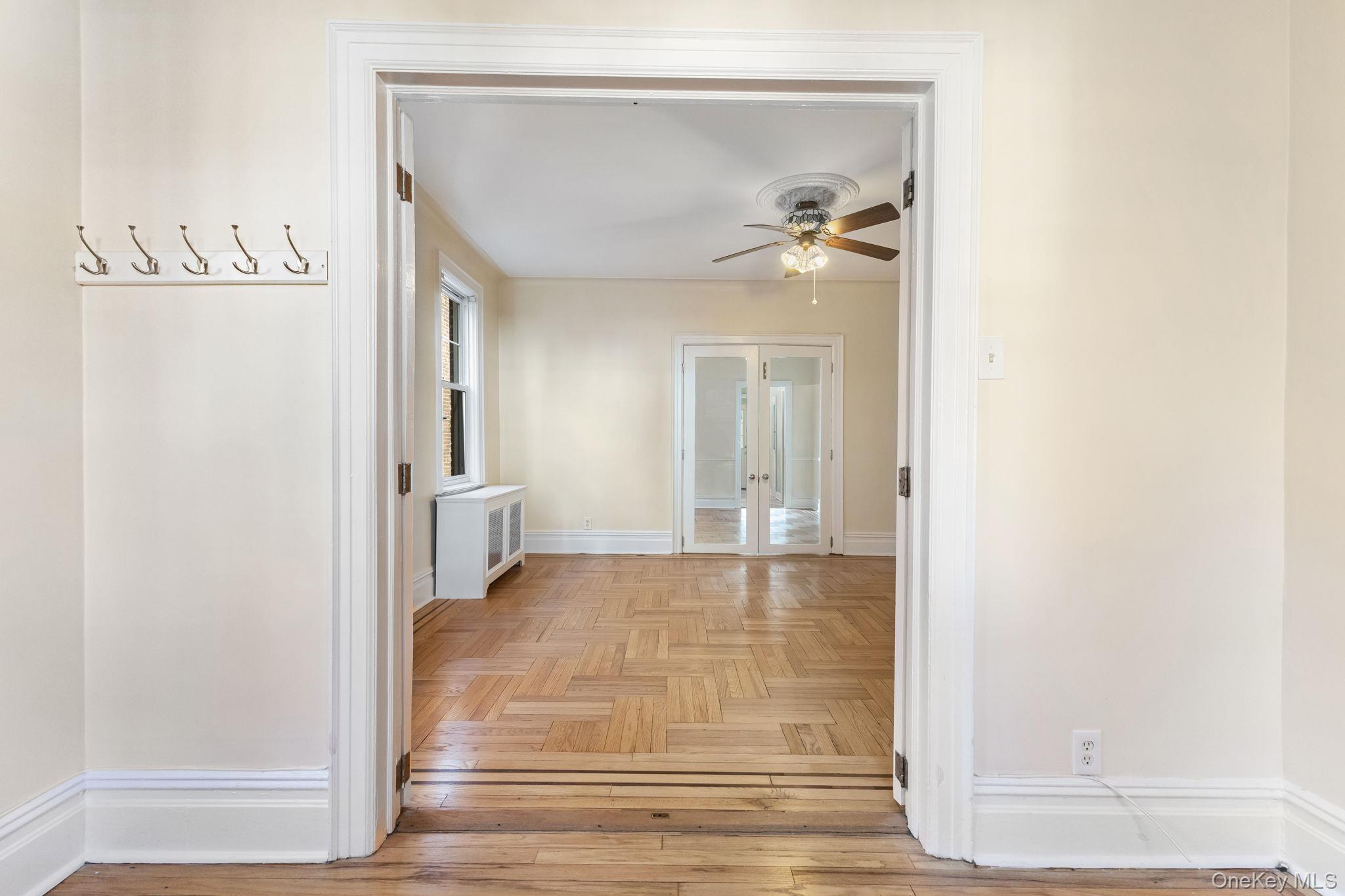 #11 photo, 6036 Liebig Avenue, ブロンクス区 Bronx , NY 10471