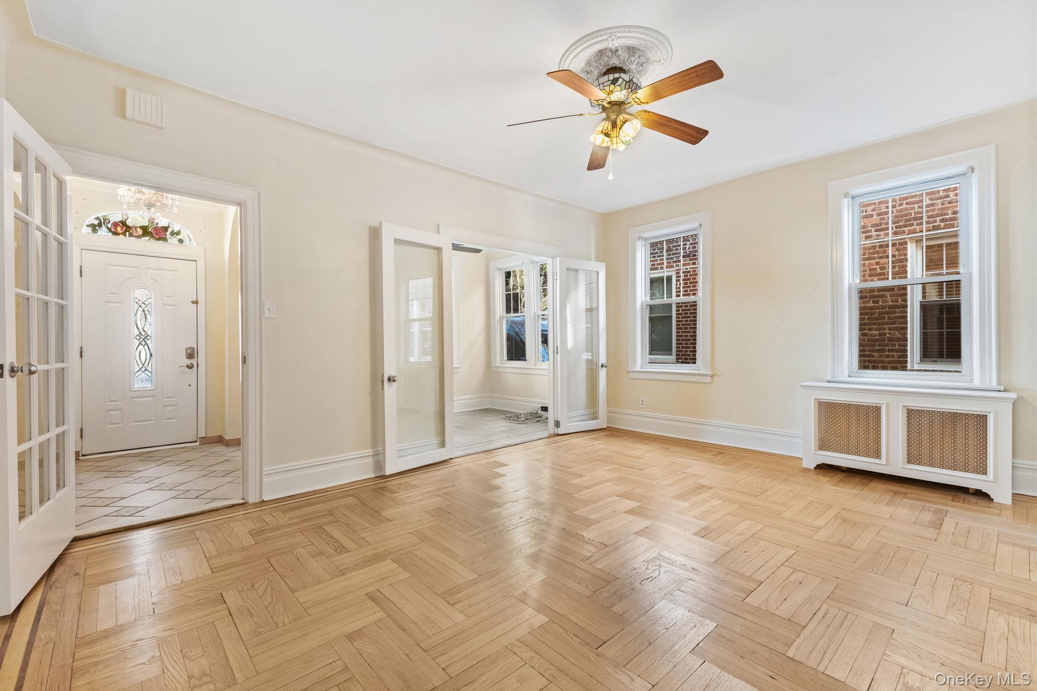 #8 photo, 6036 Liebig Avenue, ブロンクス区 Bronx , NY 10471