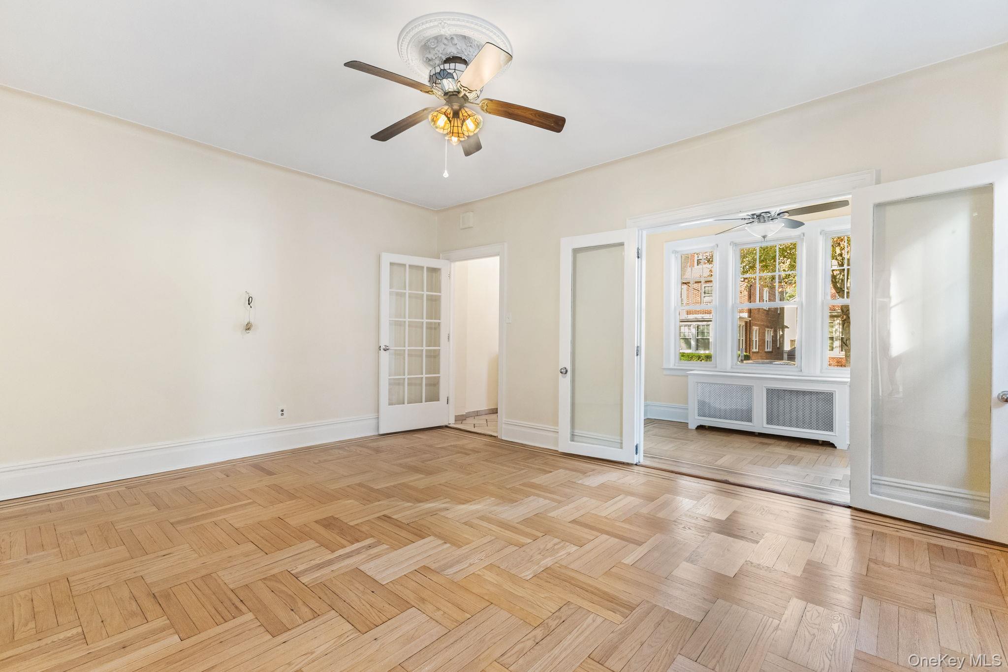 #9 photo, 6036 Liebig Avenue, ブロンクス区 Bronx , NY 10471