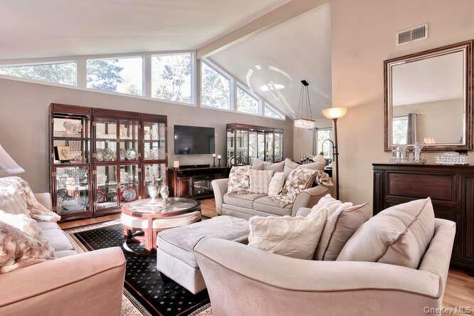 #8 photo, 1 Martino Way, Pomona , NY 10970