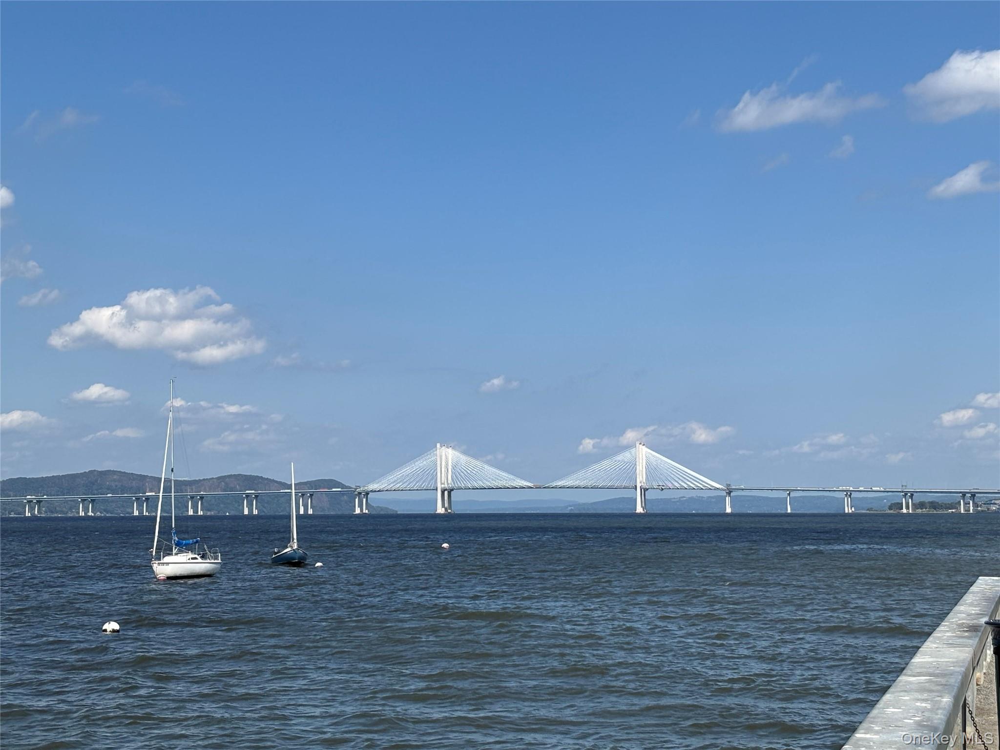 #19 photo, 120 N Broadway, Irvington , NY 10533