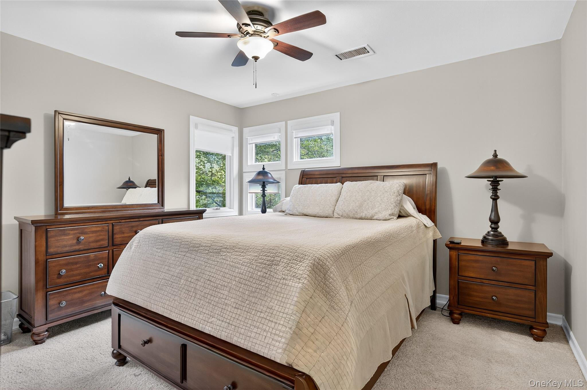 #18 photo, 65 Oriole Way, ナッソー郡 Westbury , NY 11590