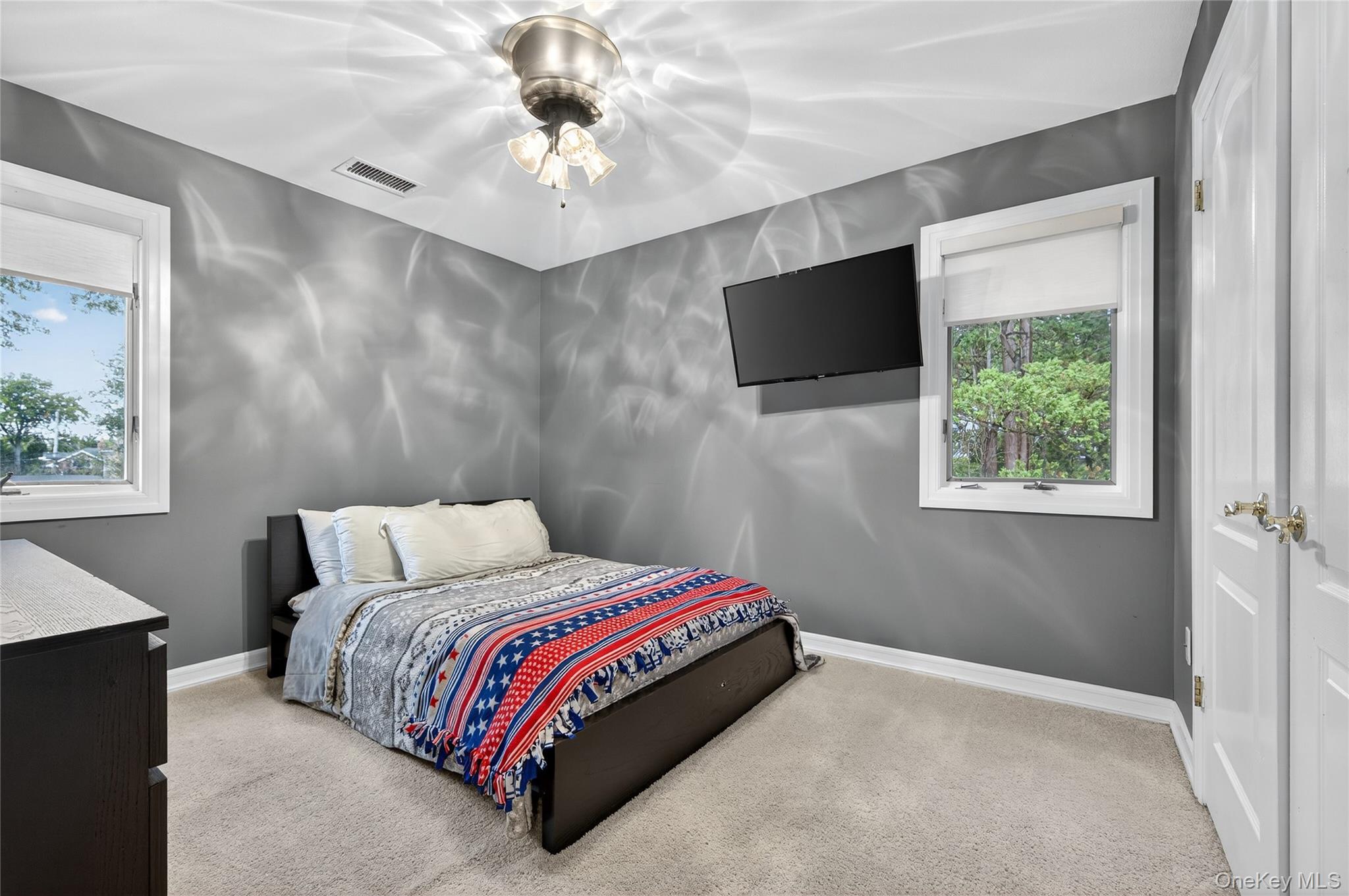 #20 photo, 65 Oriole Way, ナッソー郡 Westbury , NY 11590