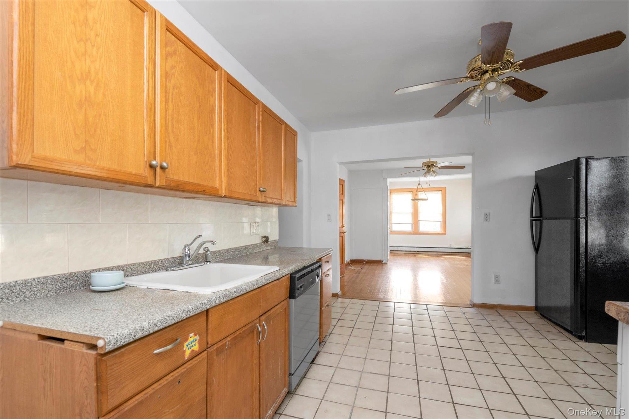 #12 photo, 12401 9th Avenue, クイーンズ区 College Point , NY 11356