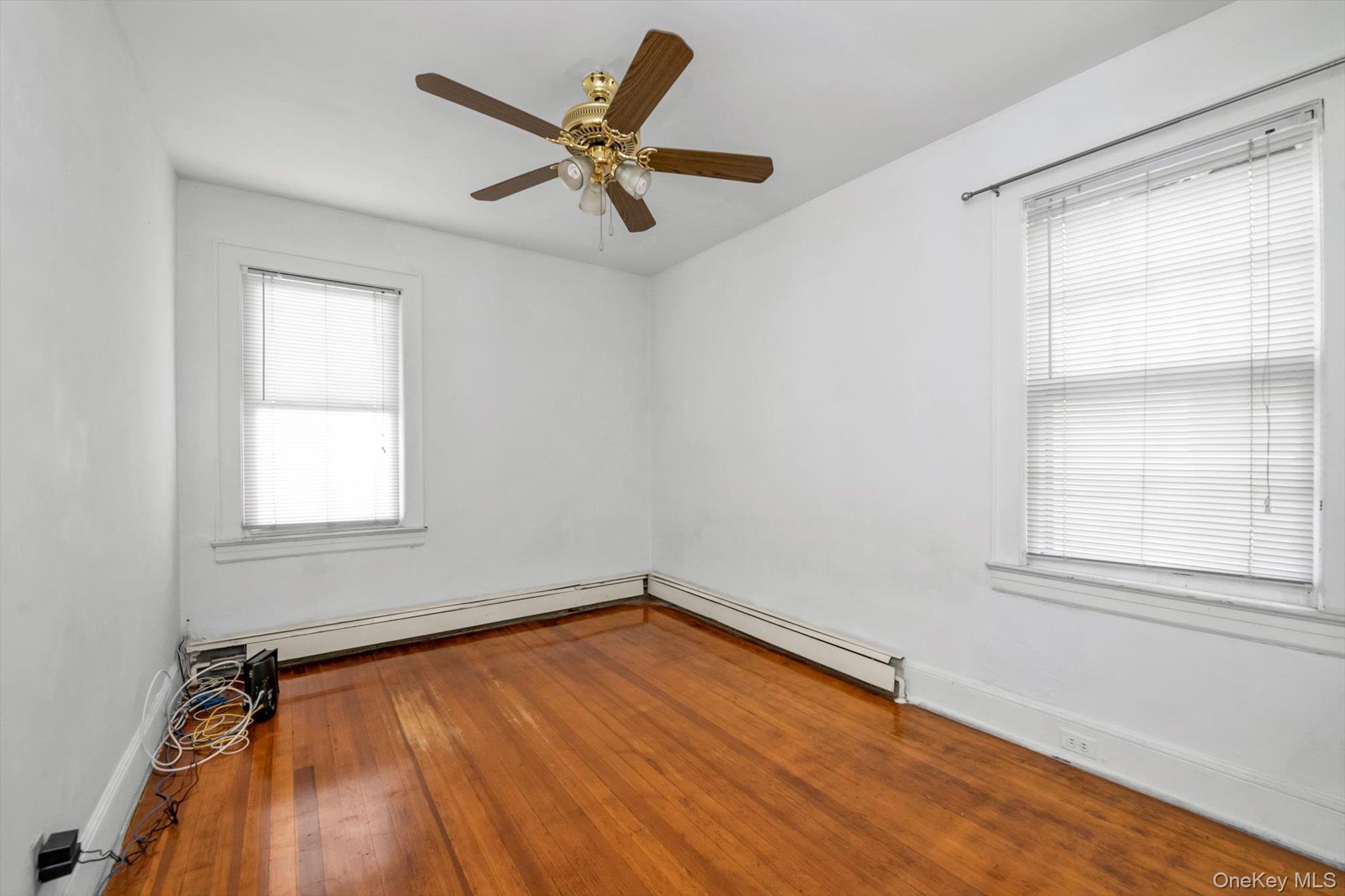 #9 photo, 12401 9th Avenue, クイーンズ区 College Point , NY 11356