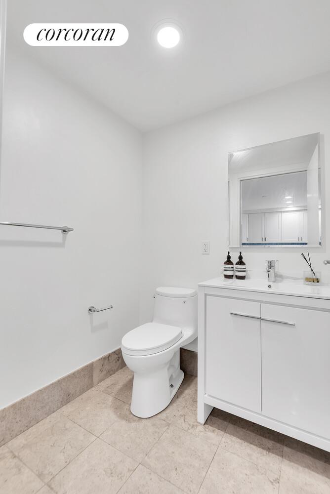 #8 photo, 446 KENT Avenue, ブルックリン区 Williamsburg,South , NY 11249