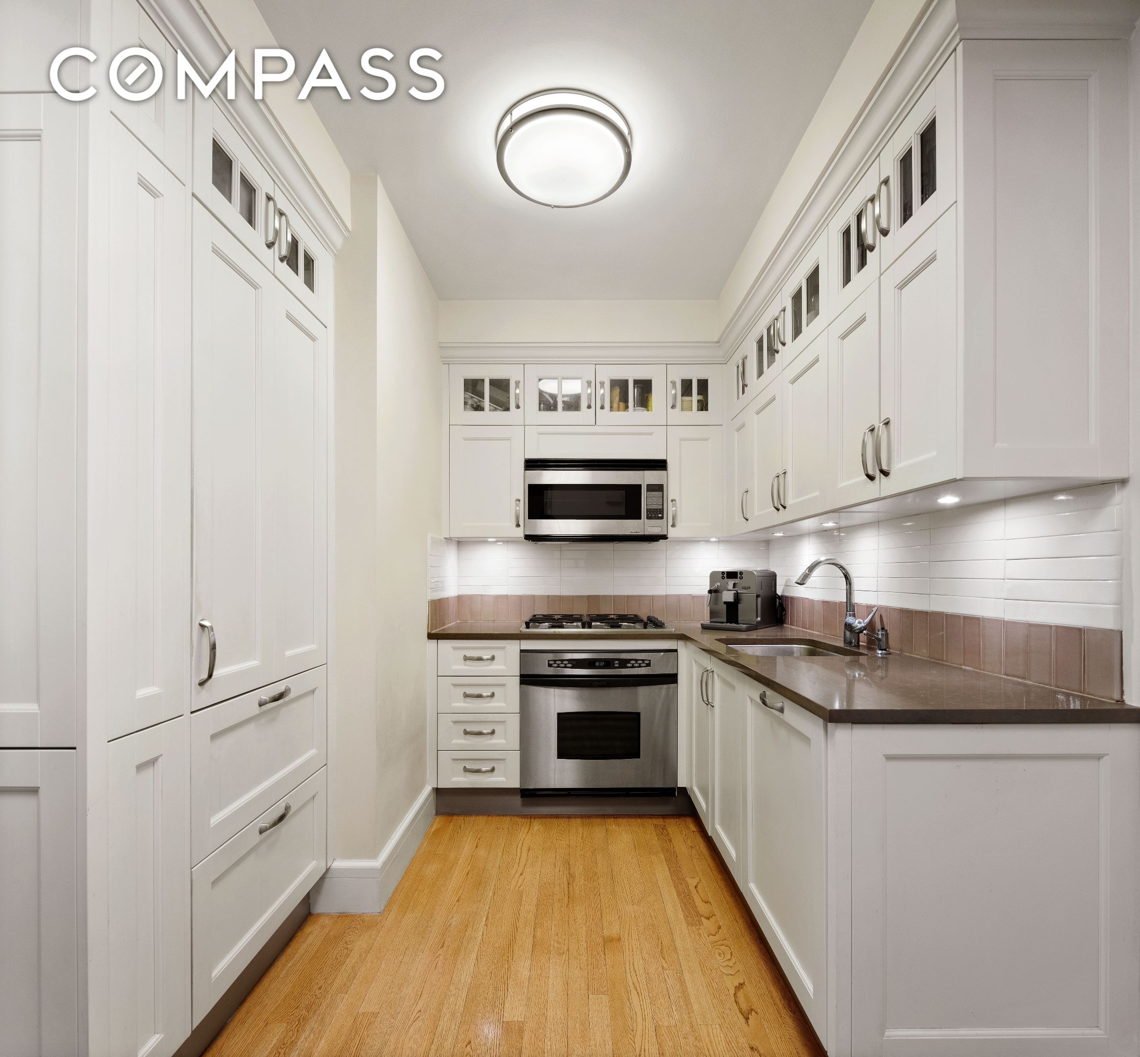 #9 photo, 27 W 72nd Street, マンハッタン Upper West Side , NY 10023