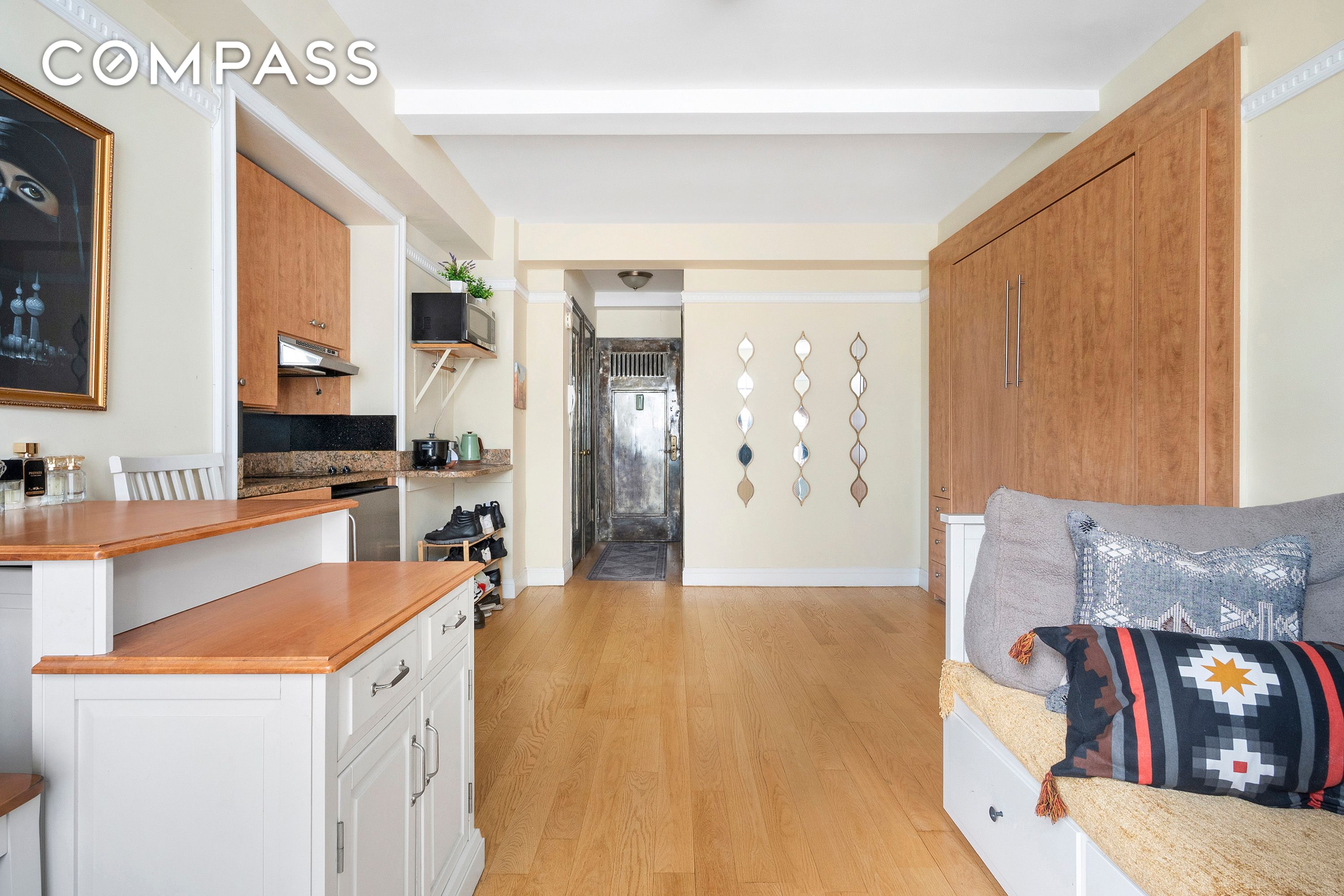 #3 photo, 25 Tudor City Place, マンハッタン Murray Hill , NY 10017