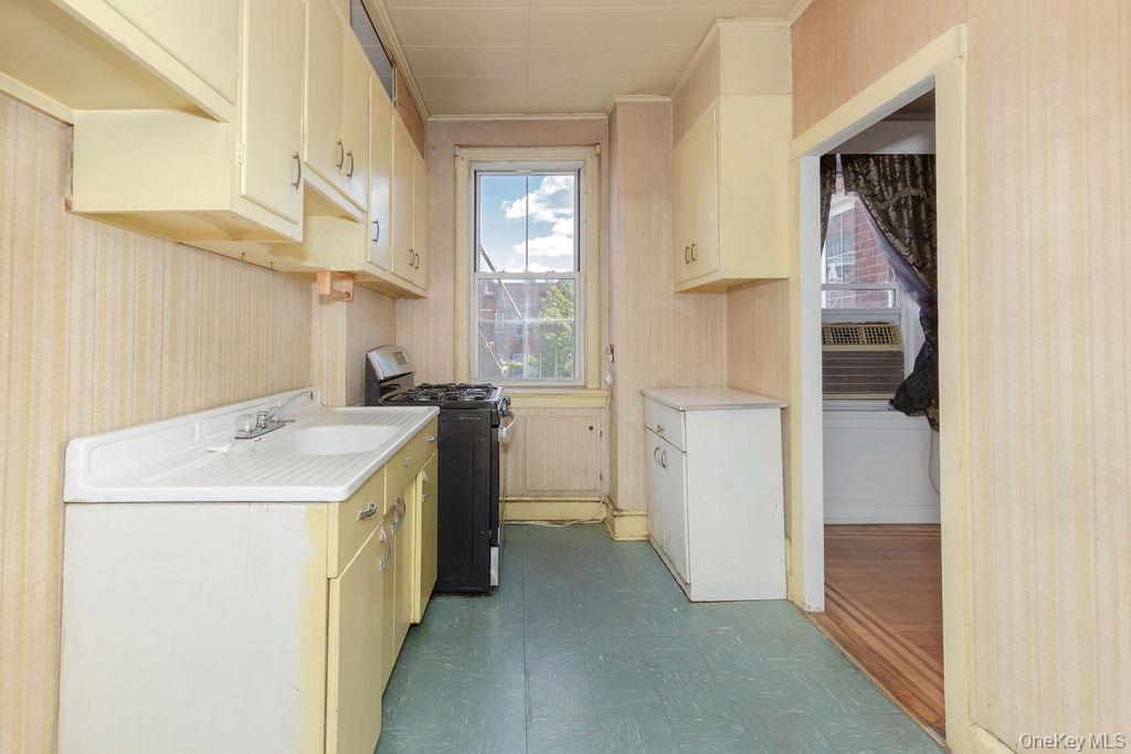 #14 photo, 3513 76th Street, クイーンズ区 Jackson Heights , NY 11372