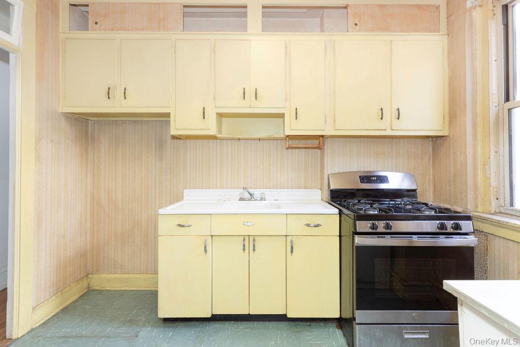 #15 photo, 3513 76th Street, クイーンズ区 Jackson Heights , NY 11372