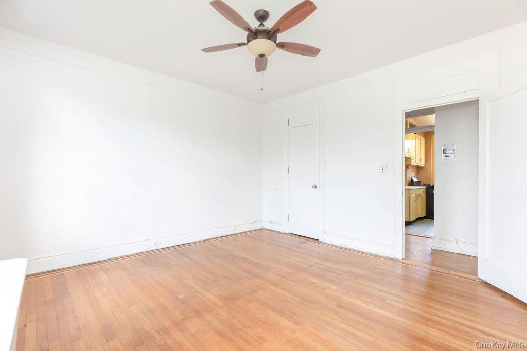 #17 photo, 3513 76th Street, クイーンズ区 Jackson Heights , NY 11372