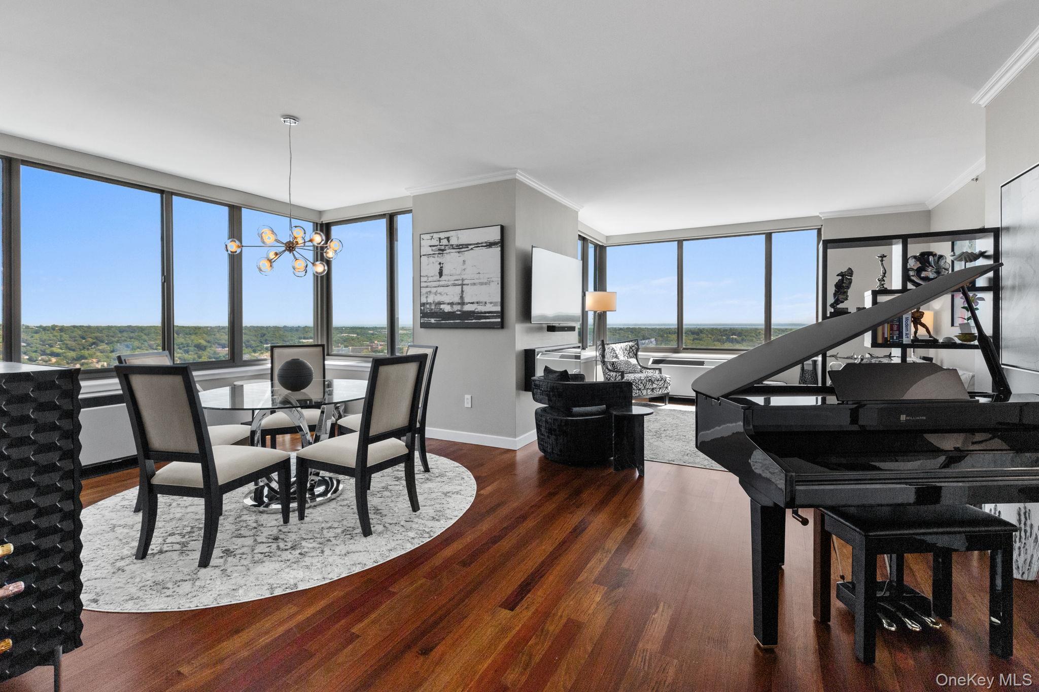 #1 photo, 10 City Place, White Plains , NY 10601