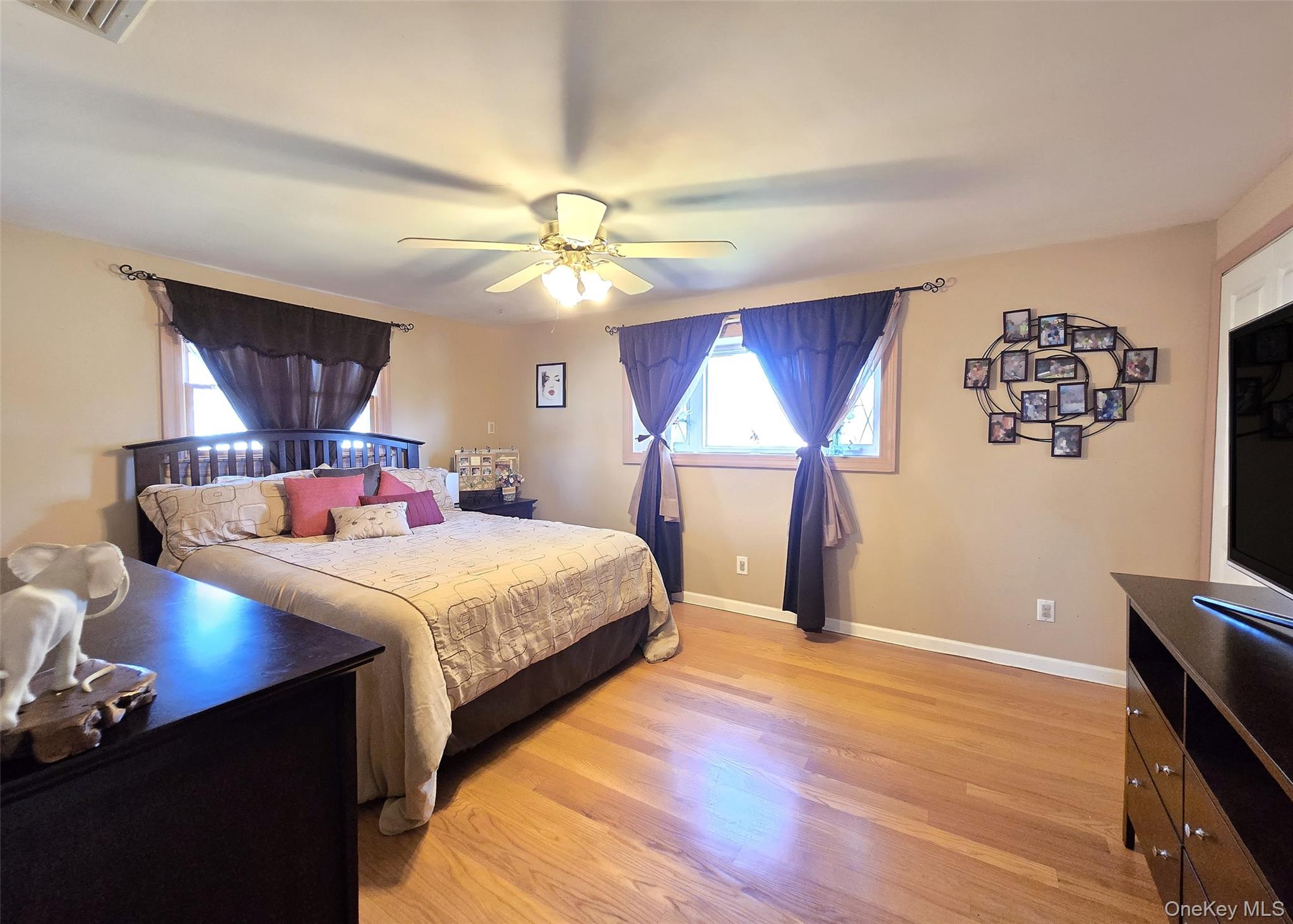 #10 photo, 16 Ballad Circle, サフォーク郡 Holbrook , NY 11741