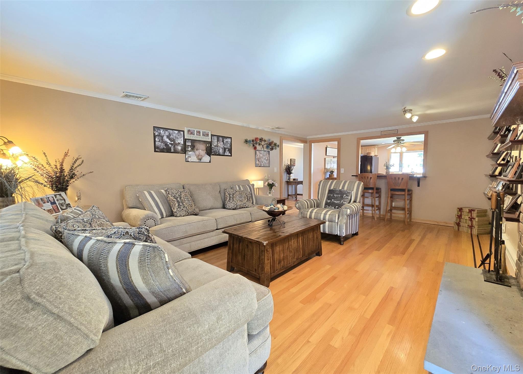 #7 photo, 16 Ballad Circle, サフォーク郡 Holbrook , NY 11741