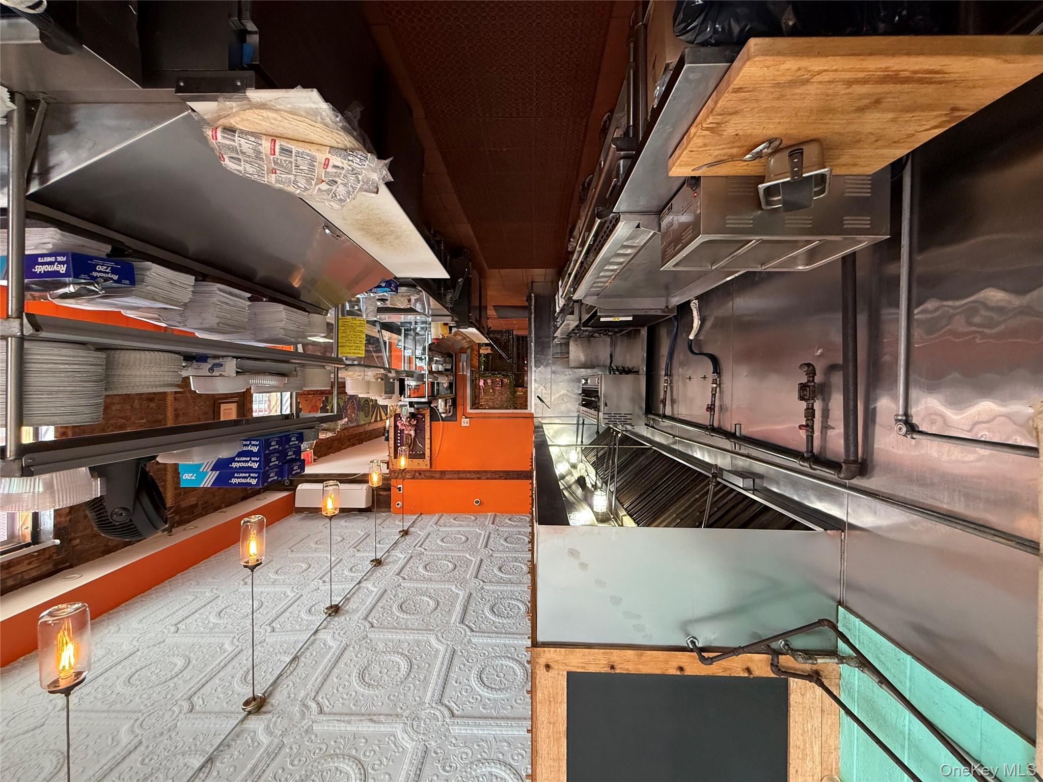 #4 photo, 361 Halsey Street, ブルックリン区 Brooklyn , NY 11216