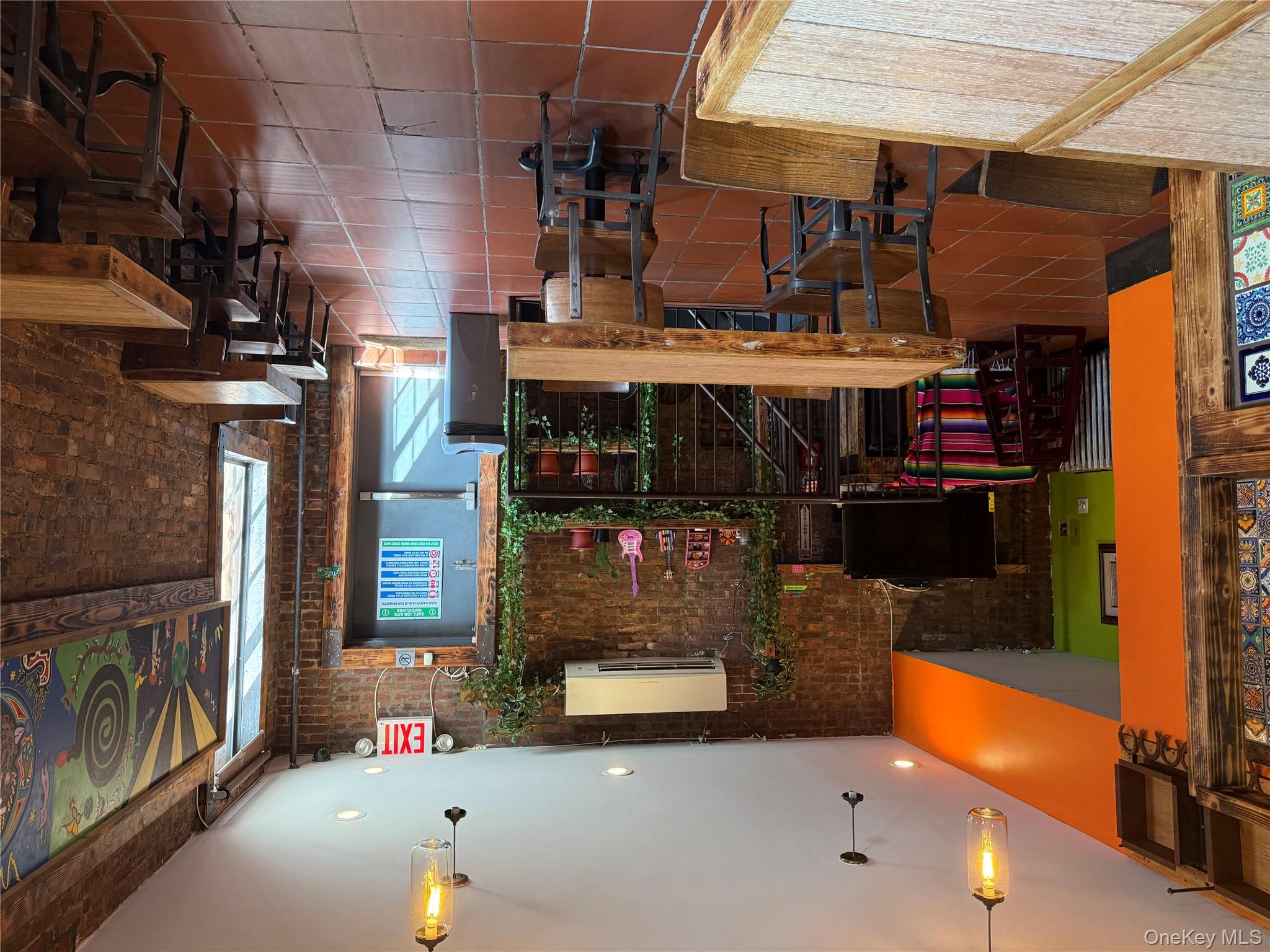 #8 photo, 361 Halsey Street, ブルックリン区 Brooklyn , NY 11216