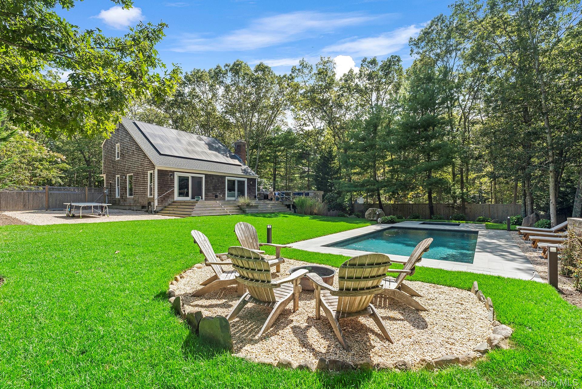 #1 photo, 34 Harbor Boulevard, サフォーク郡 East Hampton , NY 11937