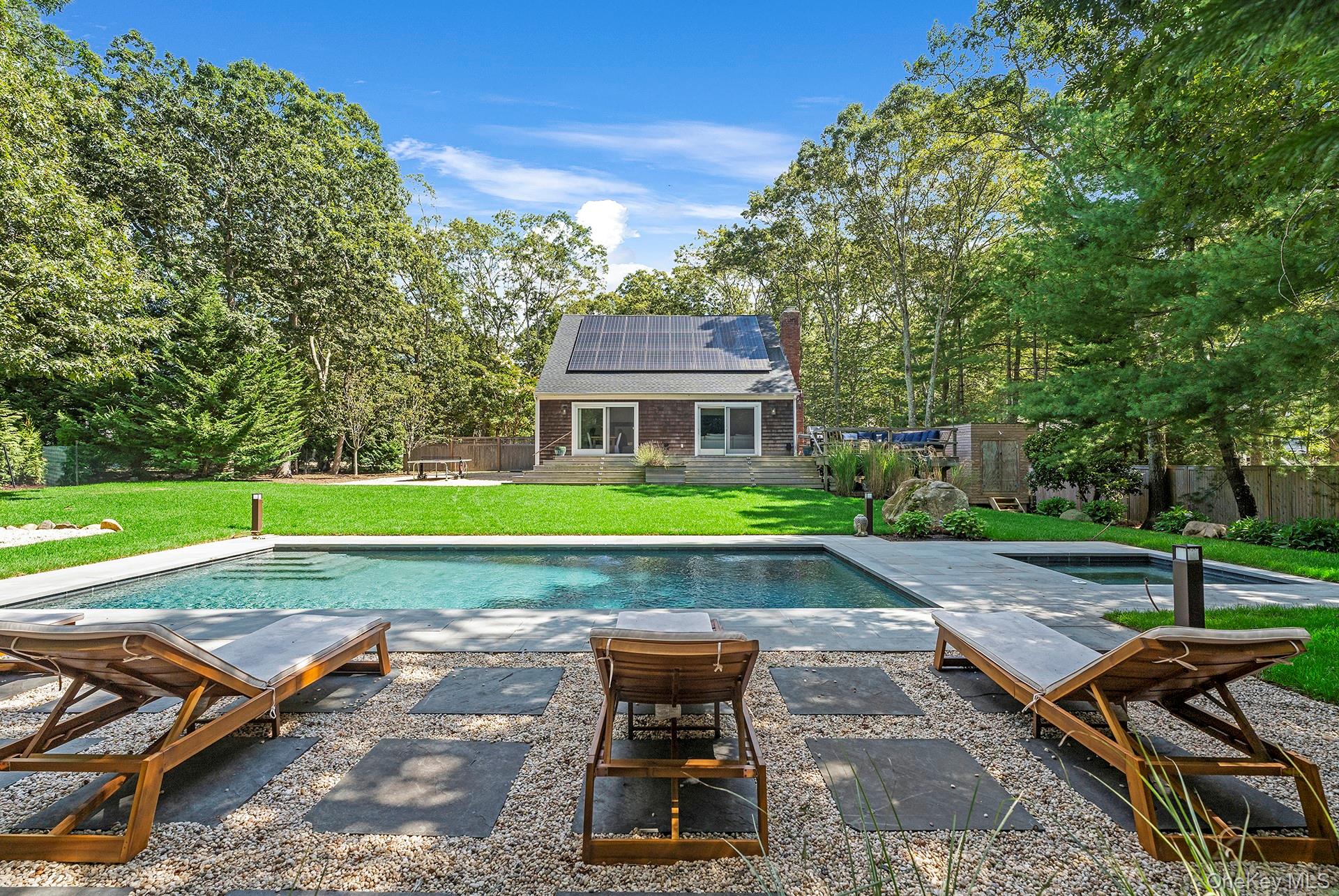 #17 photo, 34 Harbor Boulevard, サフォーク郡 East Hampton , NY 11937