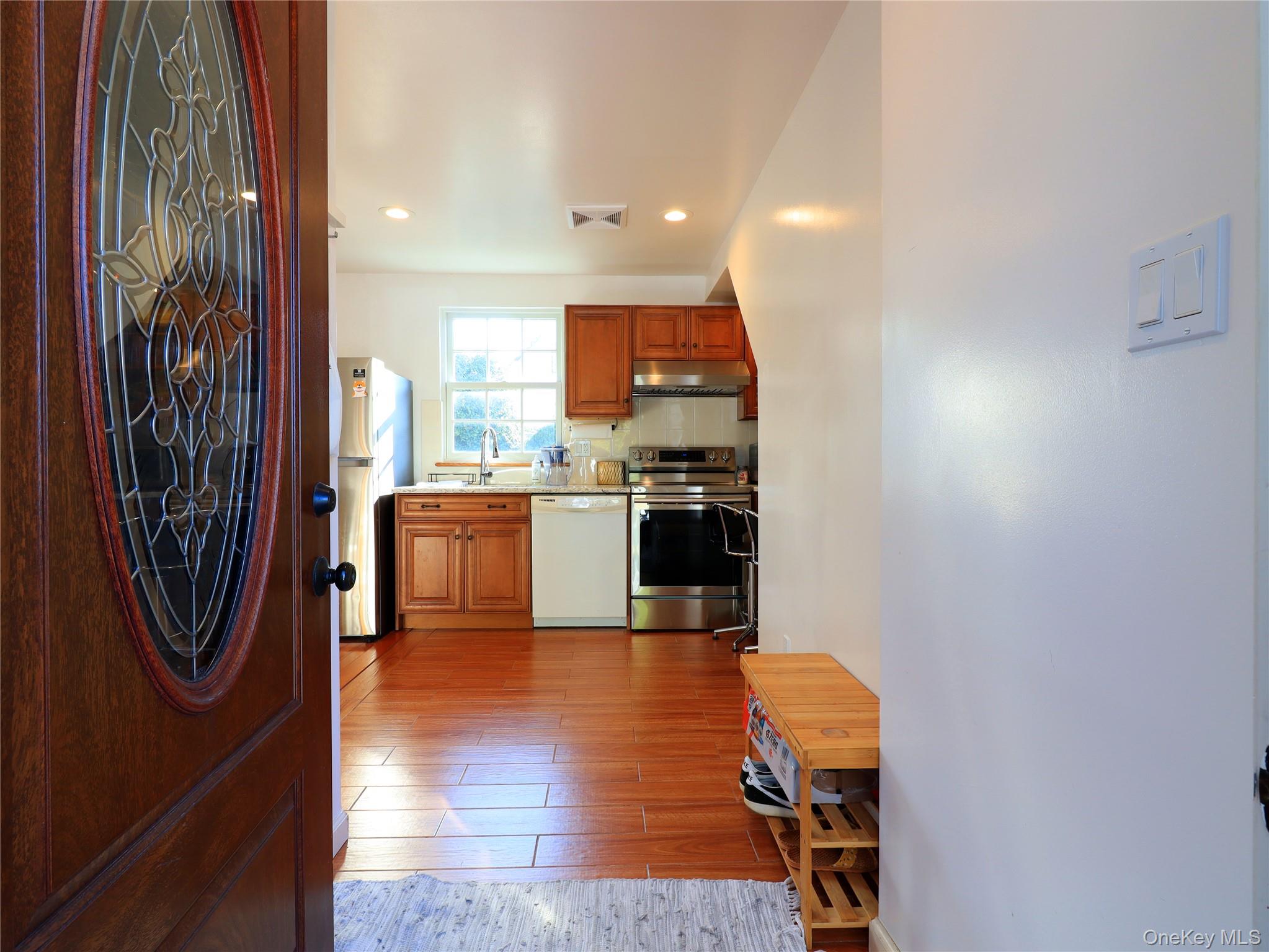 #19 photo, 43-27 220th Street, クイーンズ区 Bayside , NY 11361