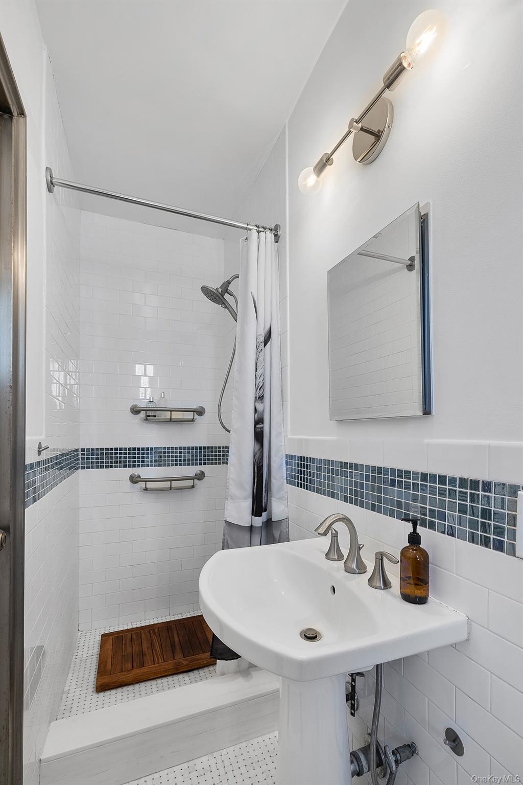 #10 photo, 860 Grand Concourse, ブロンクス区 Bronx , NY 10451