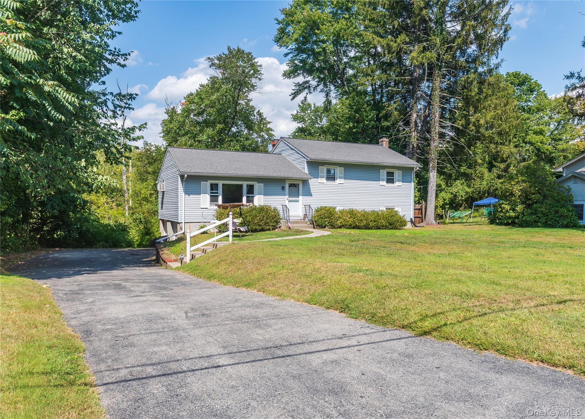 #1 photo, 31 Lawrence Road, Hyde Park , NY 12538