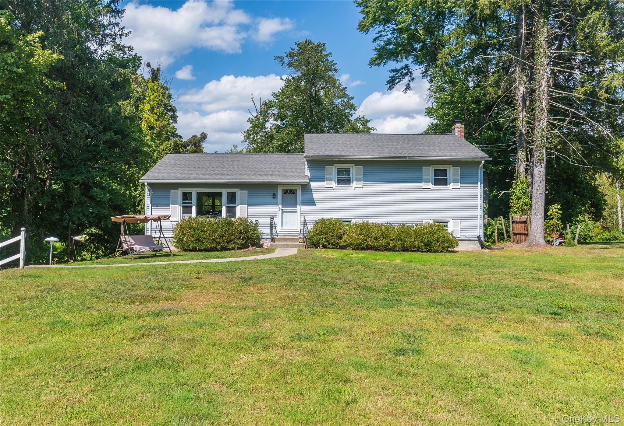 #2 photo, 31 Lawrence Road, Hyde Park , NY 12538