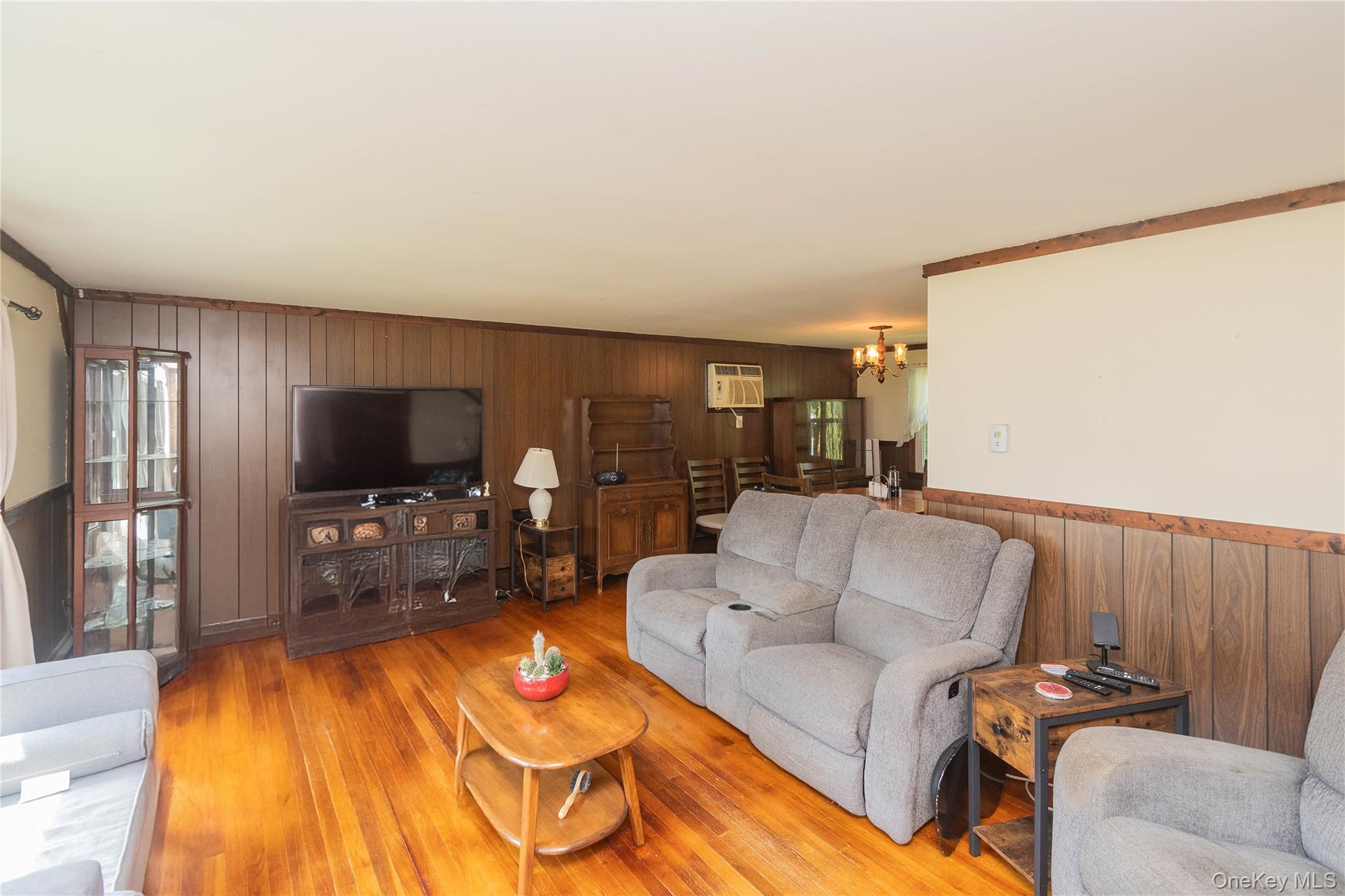 #9 photo, 31 Lawrence Road, Hyde Park , NY 12538