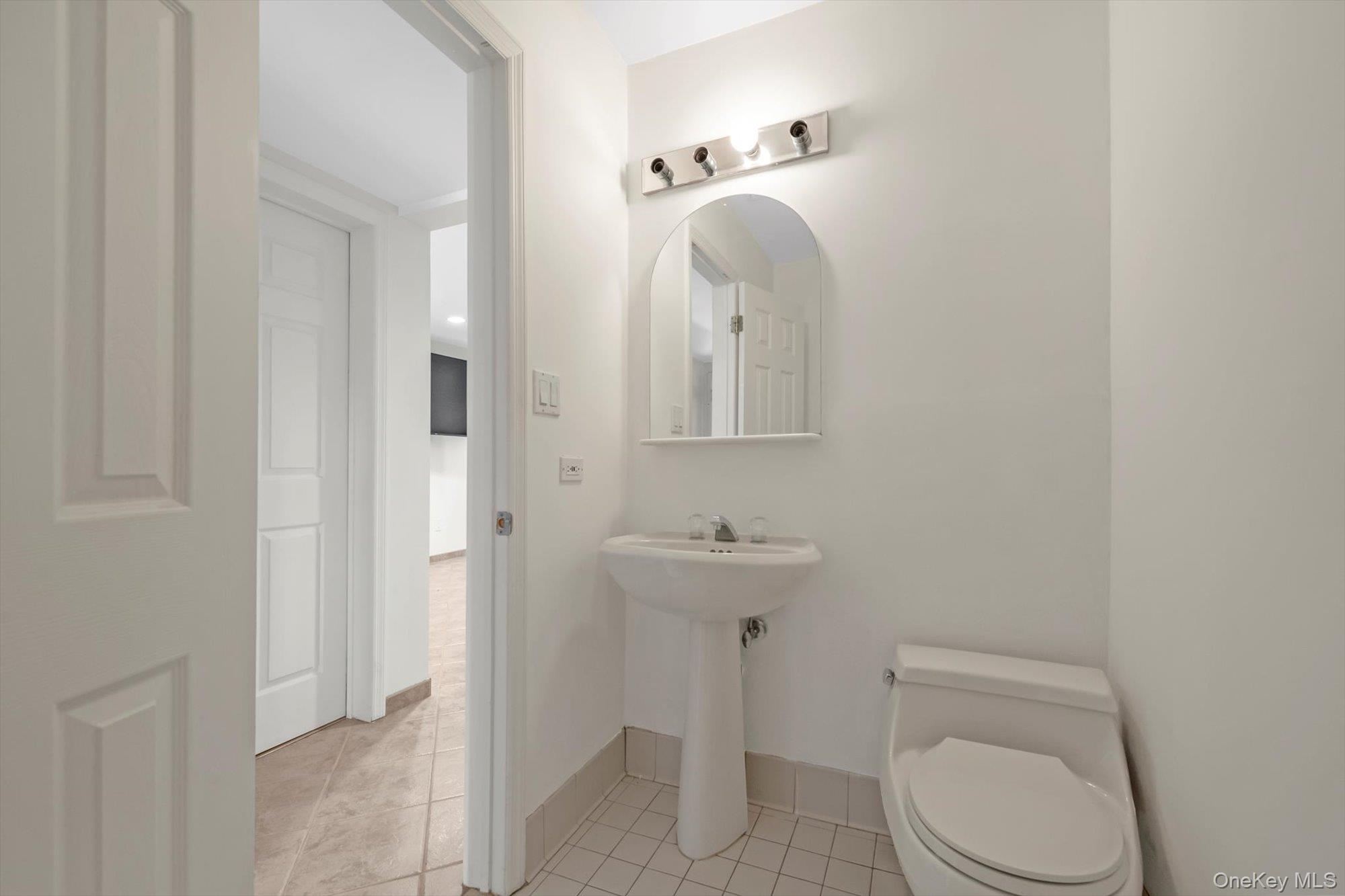 #17 photo, 242-12A oak park Drive, クイーンズ区 Douglaston , NY 11362