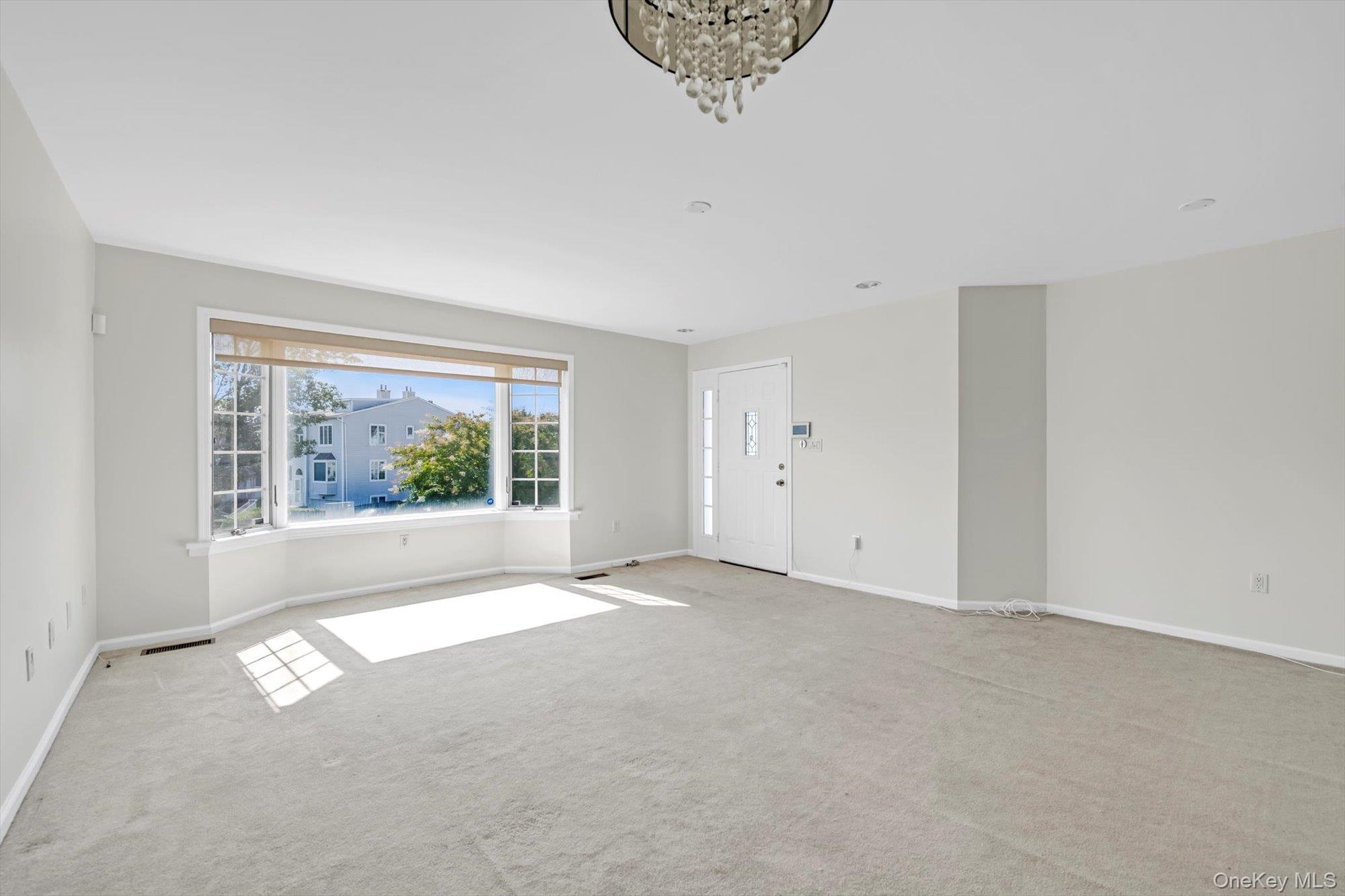 #4 photo, 242-12A oak park Drive, クイーンズ区 Douglaston , NY 11362