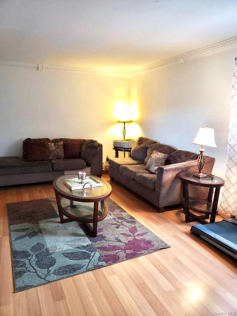 #1 photo, 19 Old Mamaroneck Road, White Plains , NY 10605