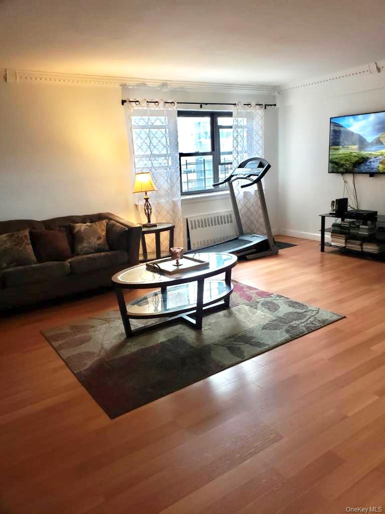 #3 photo, 19 Old Mamaroneck Road, White Plains , NY 10605