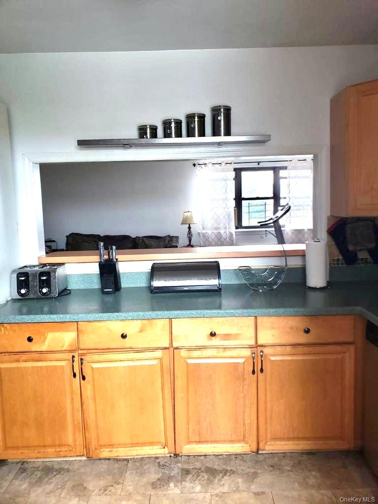 #7 photo, 19 Old Mamaroneck Road, White Plains , NY 10605