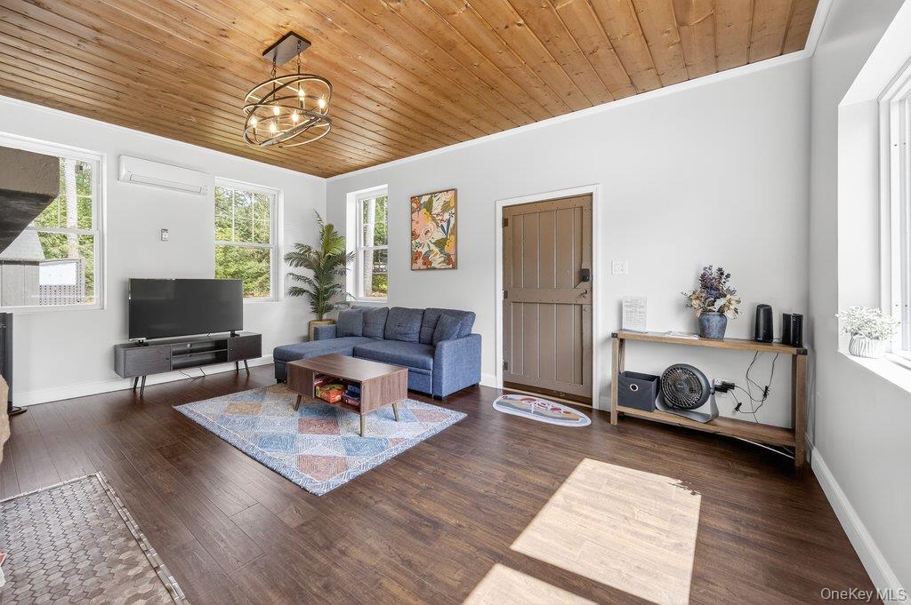 #5 photo, 10 Stag Forest Road, Forestburgh , NY 12777