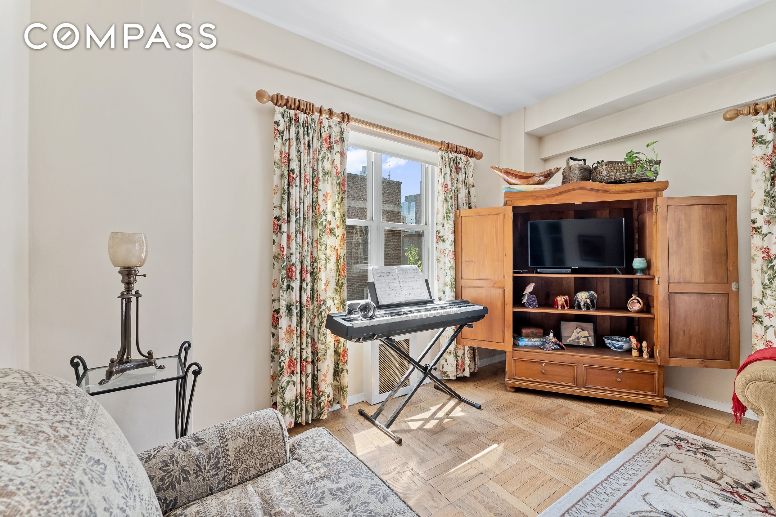 #8 photo, 310 Lexington Avenue, マンハッタン Murray Hill , NY 10016