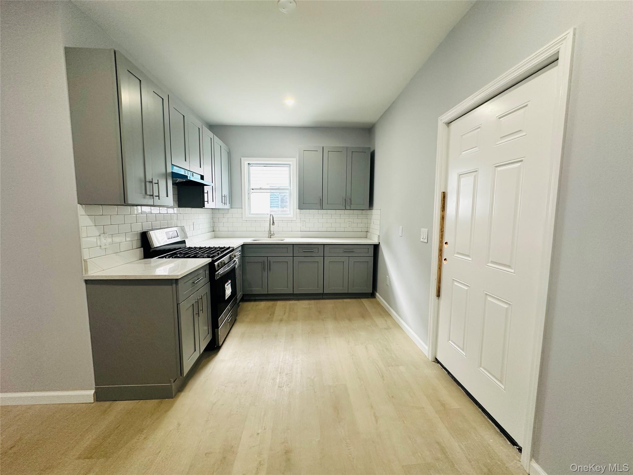 #2 photo, 8 Morgan Avenue, Poughkeepsie , NY 12601