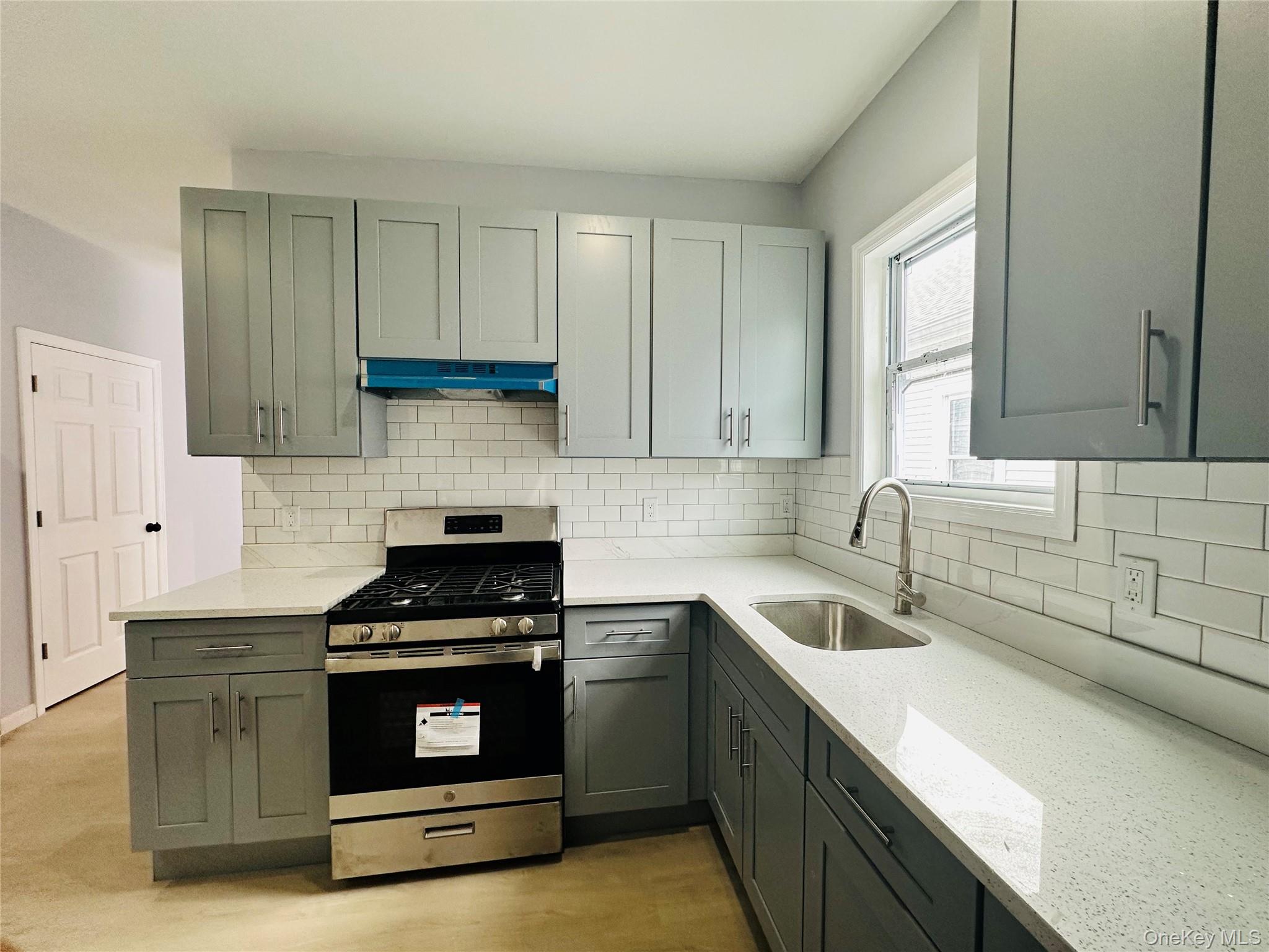 #3 photo, 8 Morgan Avenue, Poughkeepsie , NY 12601