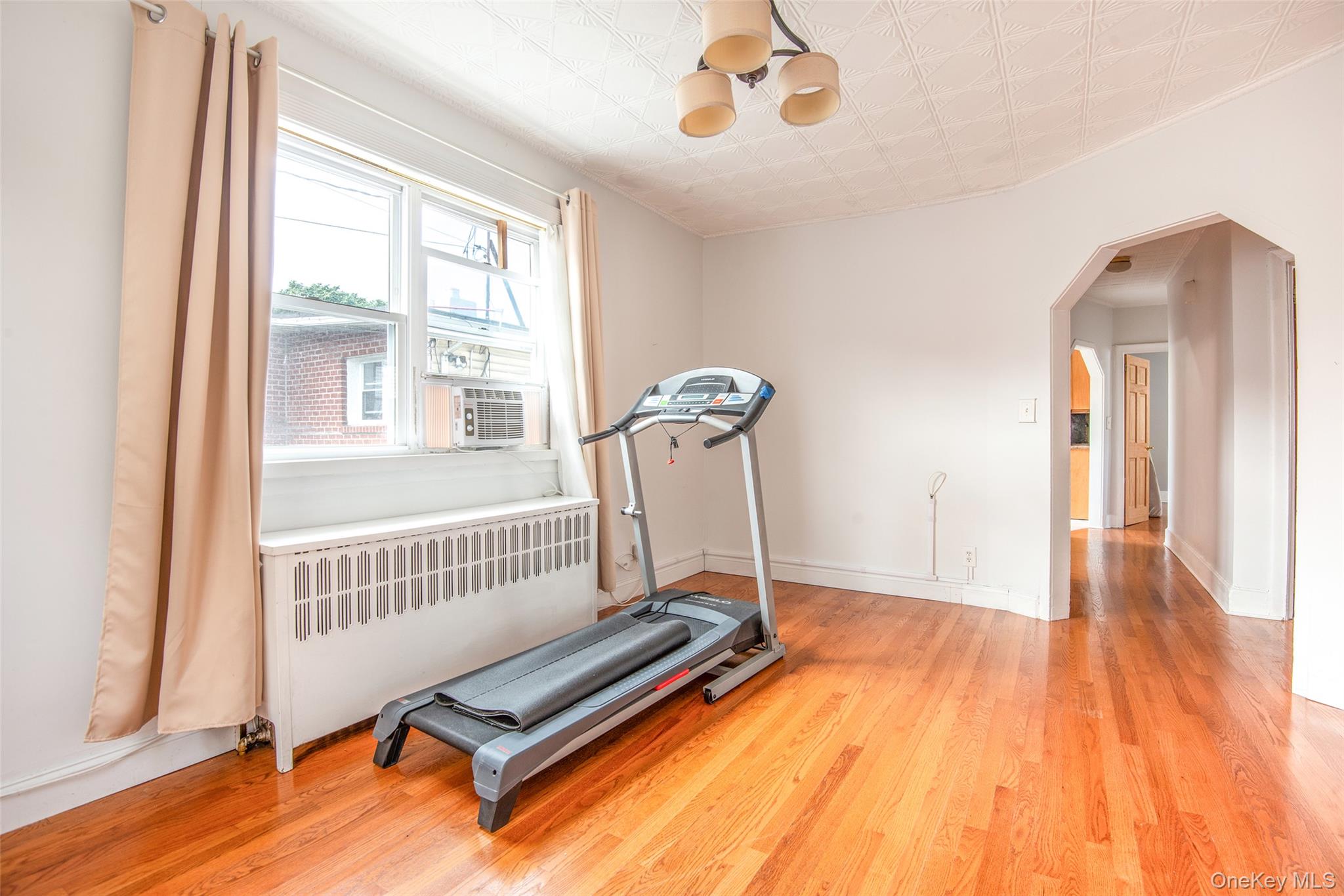 #4 photo, 1625 Stadium Avenue, Bronx , NY 10465