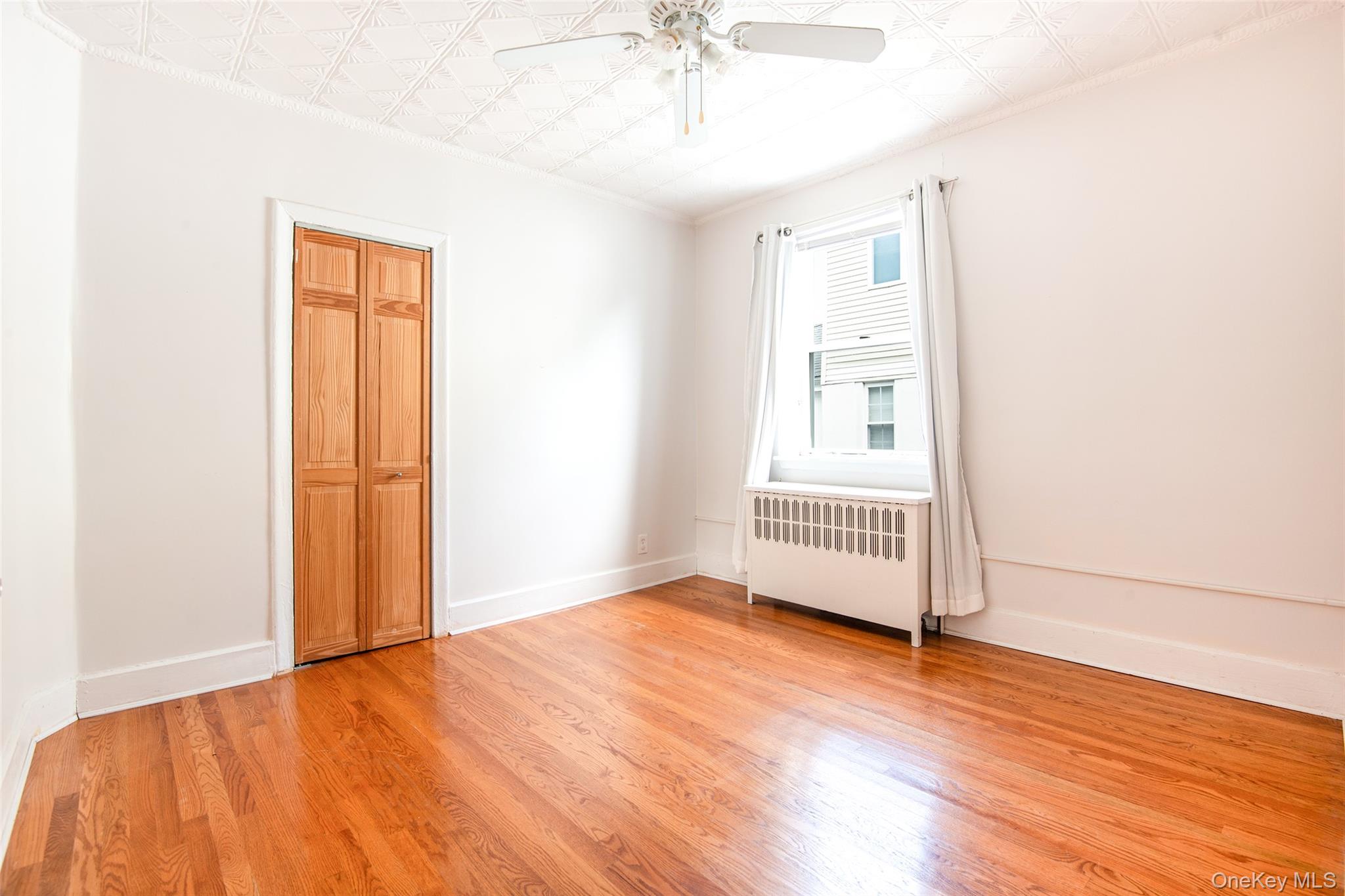 #6 photo, 1625 Stadium Avenue, Bronx , NY 10465