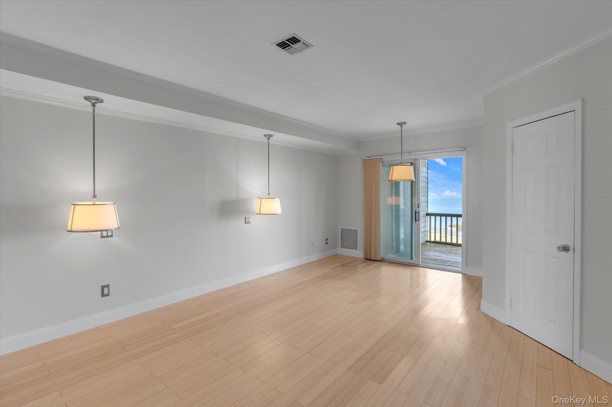 #11 photo, 209 Fox Hill Drive, サフォーク郡 Baiting Hollow , NY 11933