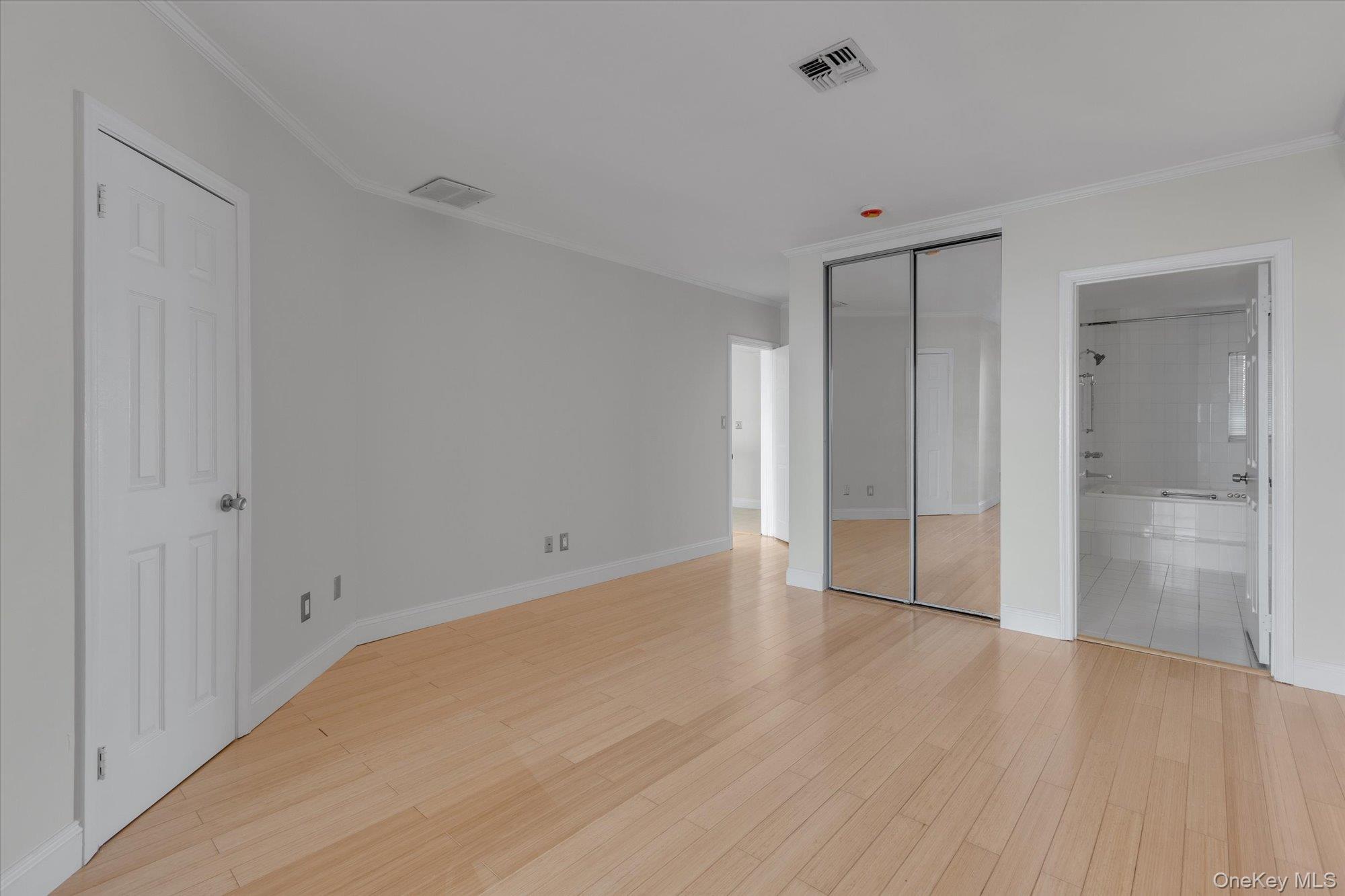 #13 photo, 209 Fox Hill Drive, サフォーク郡 Baiting Hollow , NY 11933