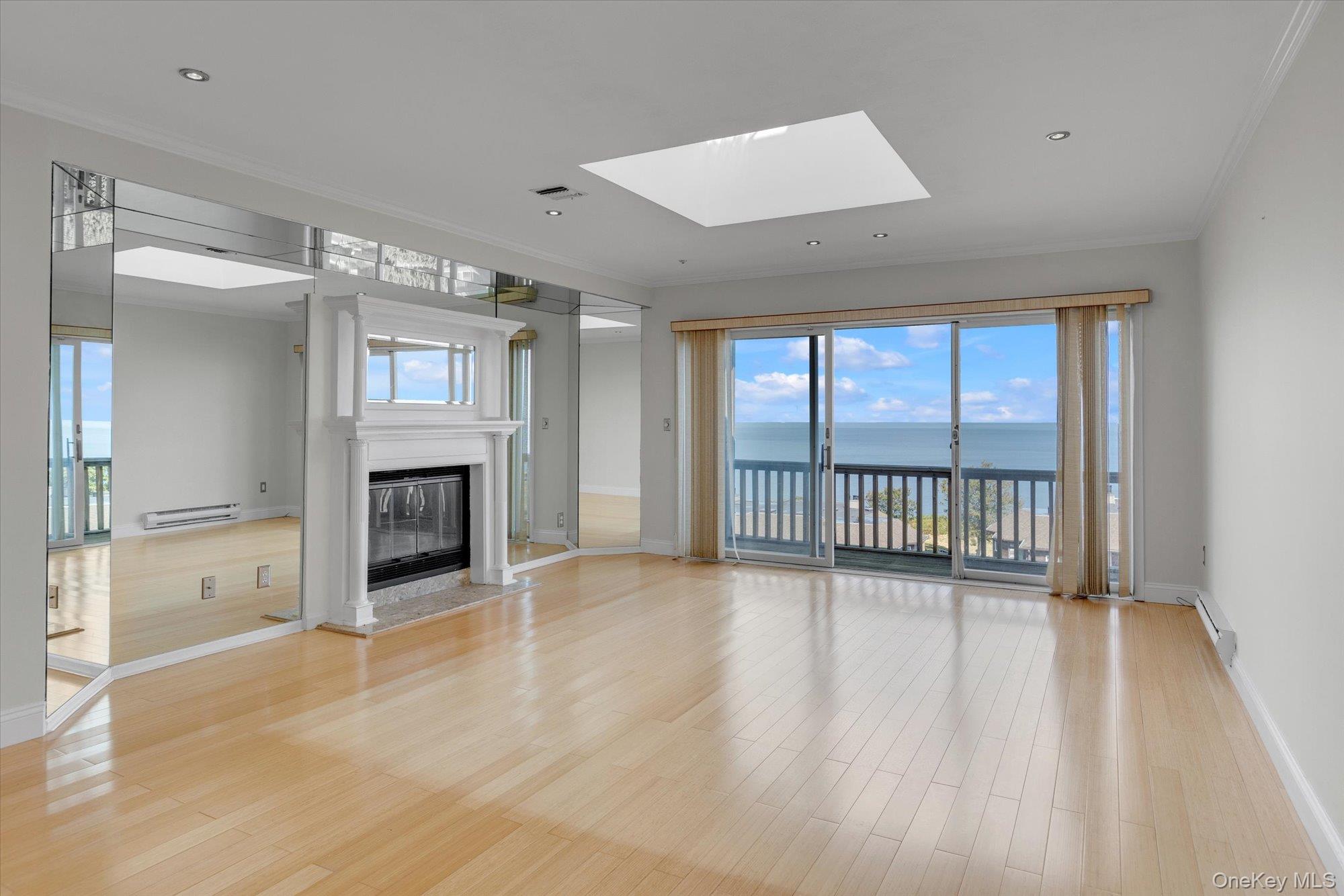 #4 photo, 209 Fox Hill Drive, サフォーク郡 Baiting Hollow , NY 11933