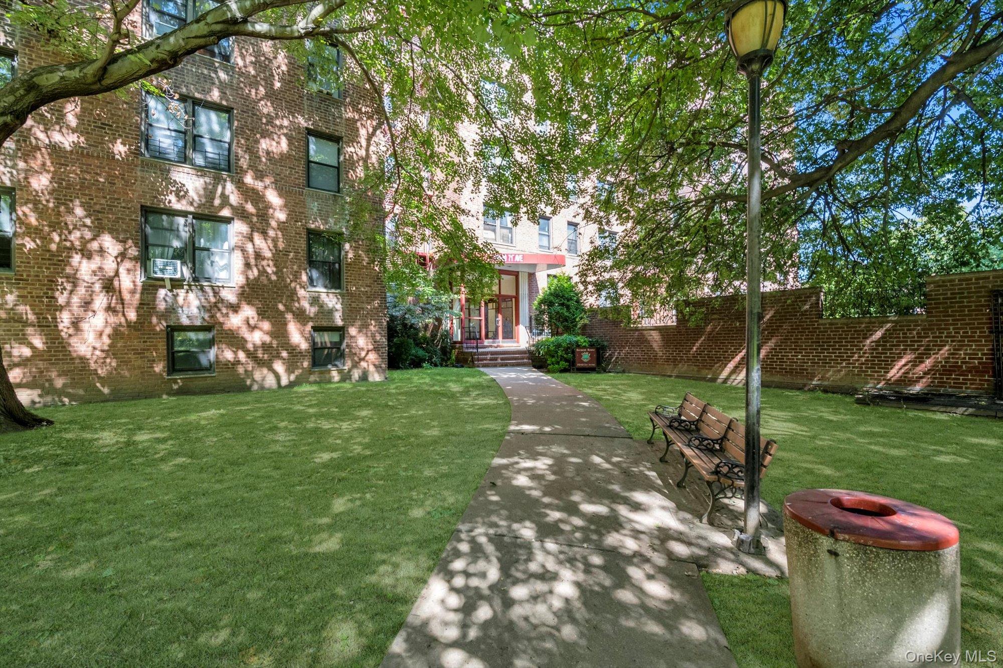 #1 photo, 15030 71st Avenue, クイーンズ区 Flushing , NY 11367